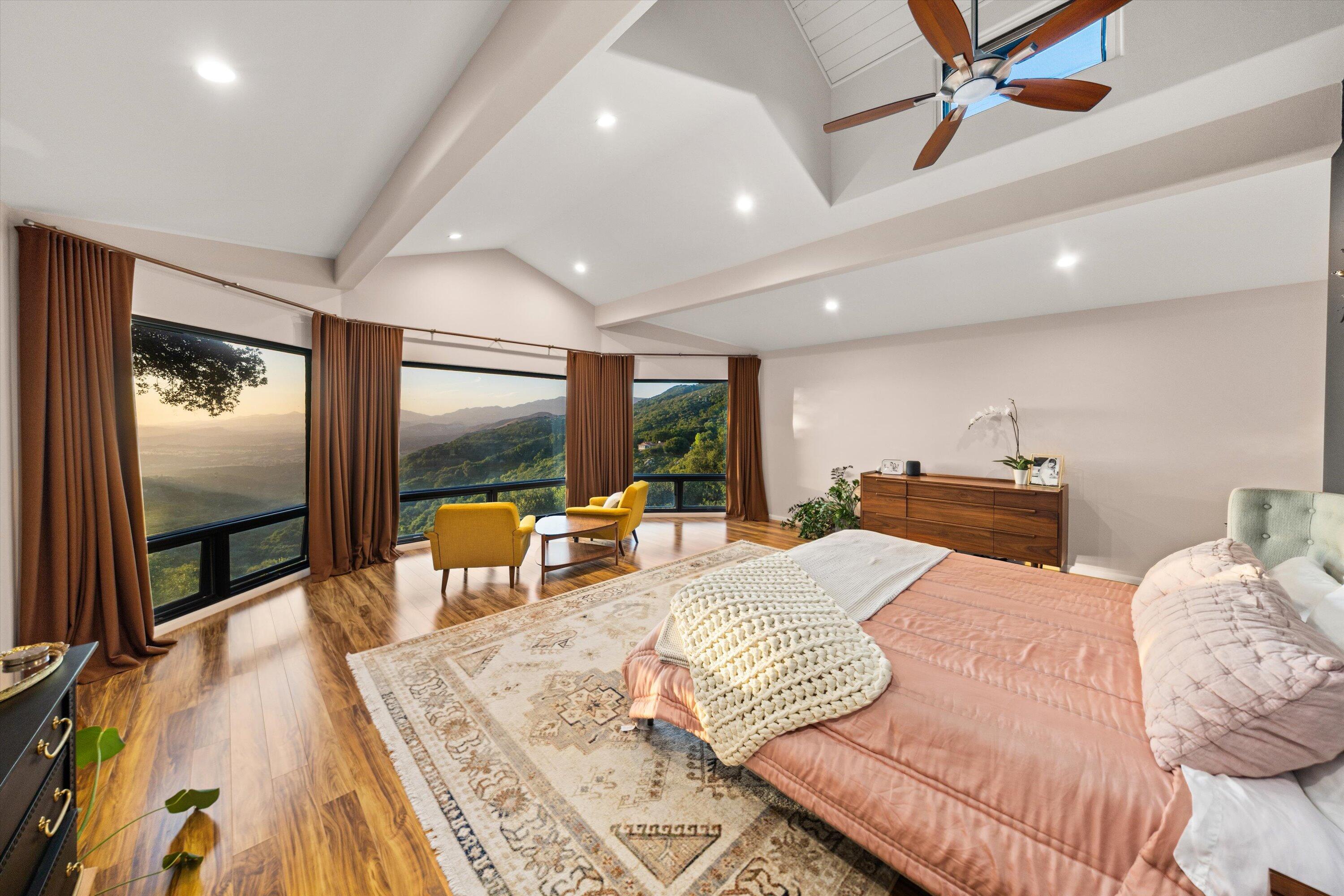 Santa Barbara, California 93105, United States, 5 Bedrooms Bedrooms, ,5 BathroomsBathrooms,Residential,Active,142843