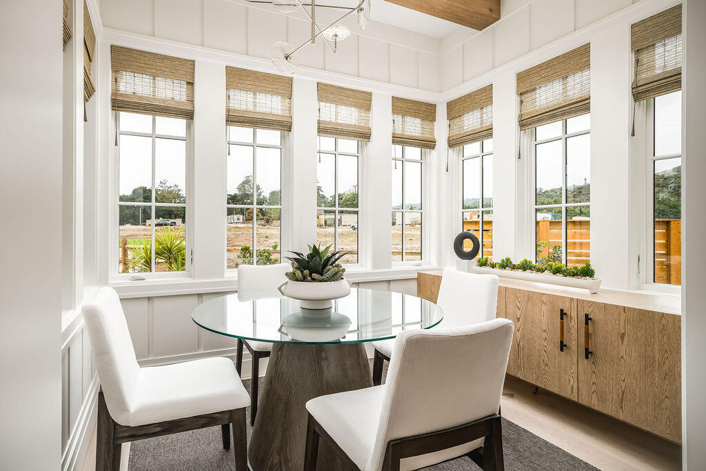 Santa Barbara, California 93013, United States, 3 Bedrooms Bedrooms, ,4 BathroomsBathrooms,Residential,Active,139393