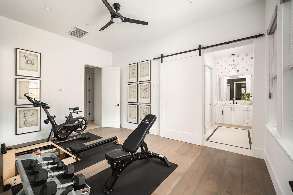 Santa Barbara, California 93013, United States, 3 Bedrooms Bedrooms, ,4 BathroomsBathrooms,Residential,Active,139393