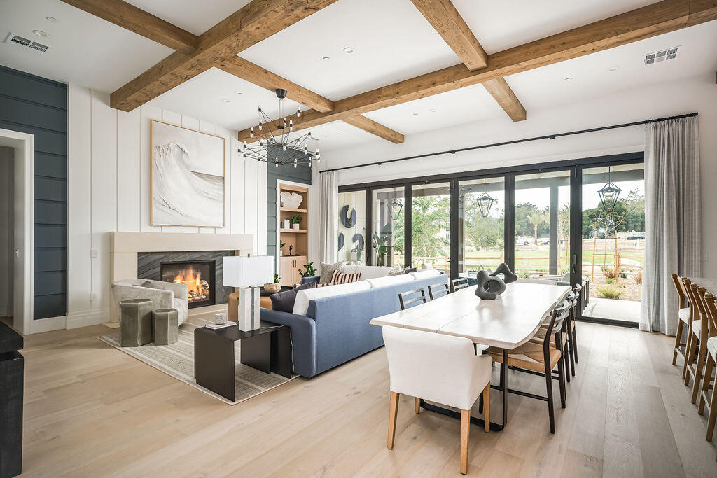 Santa Barbara, California 93013, United States, 3 Bedrooms Bedrooms, ,4 BathroomsBathrooms,Residential,Active,139393