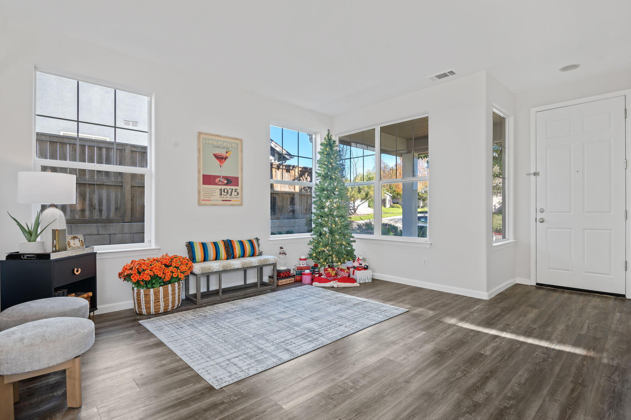 Los Alamos, California 93440, United States, 4 Bedrooms Bedrooms, ,3 BathroomsBathrooms,Residential,Active,247303