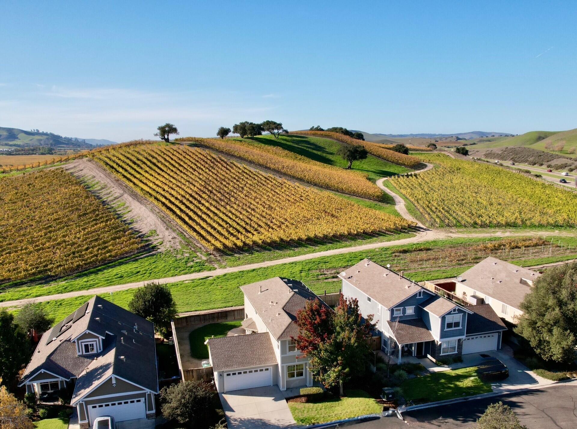 Los Alamos, California 93440, United States, 4 Bedrooms Bedrooms, ,3 BathroomsBathrooms,Residential,Active,247303