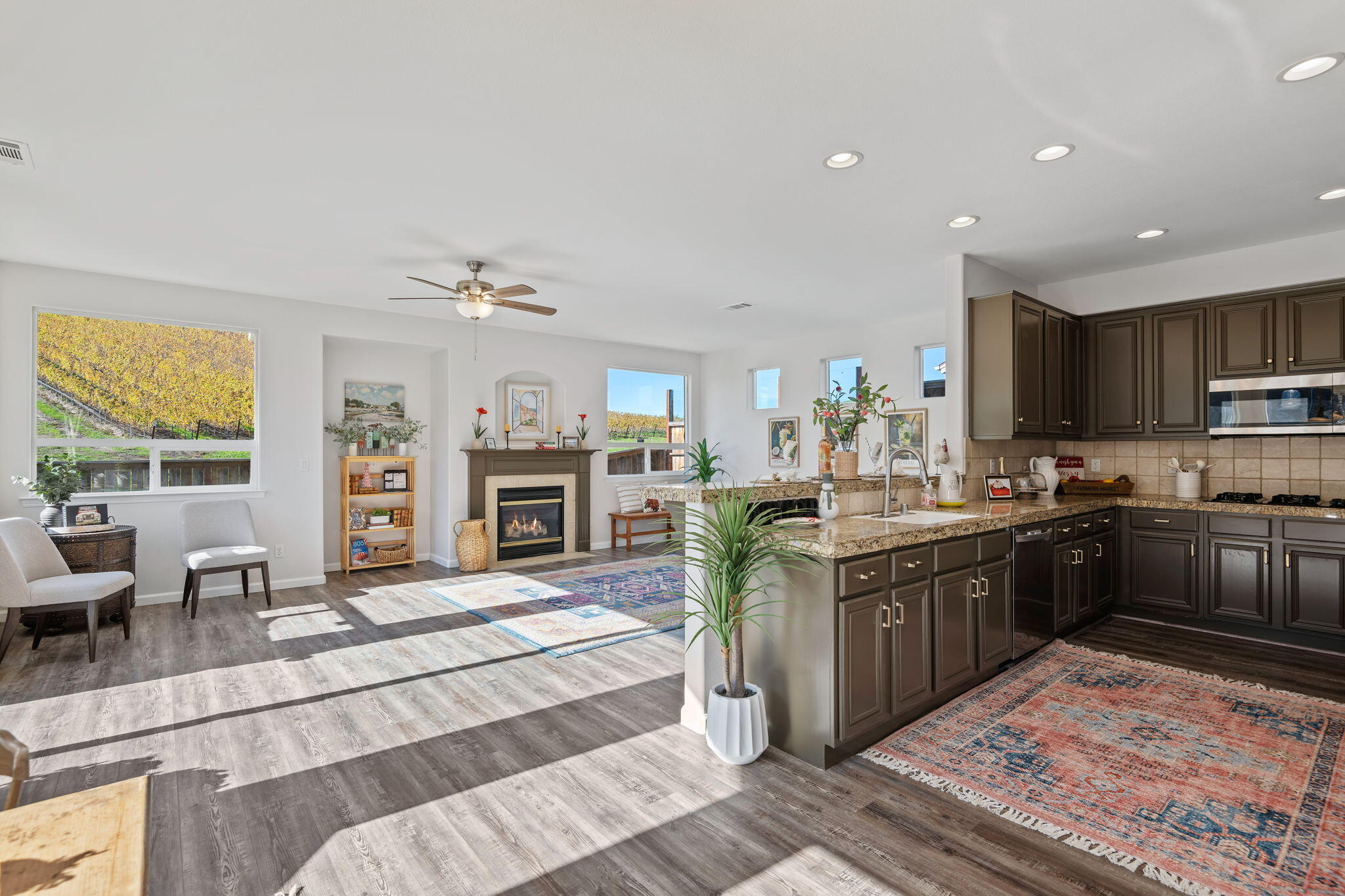 Los Alamos, California 93440, United States, 4 Bedrooms Bedrooms, ,3 BathroomsBathrooms,Residential,Active,247303