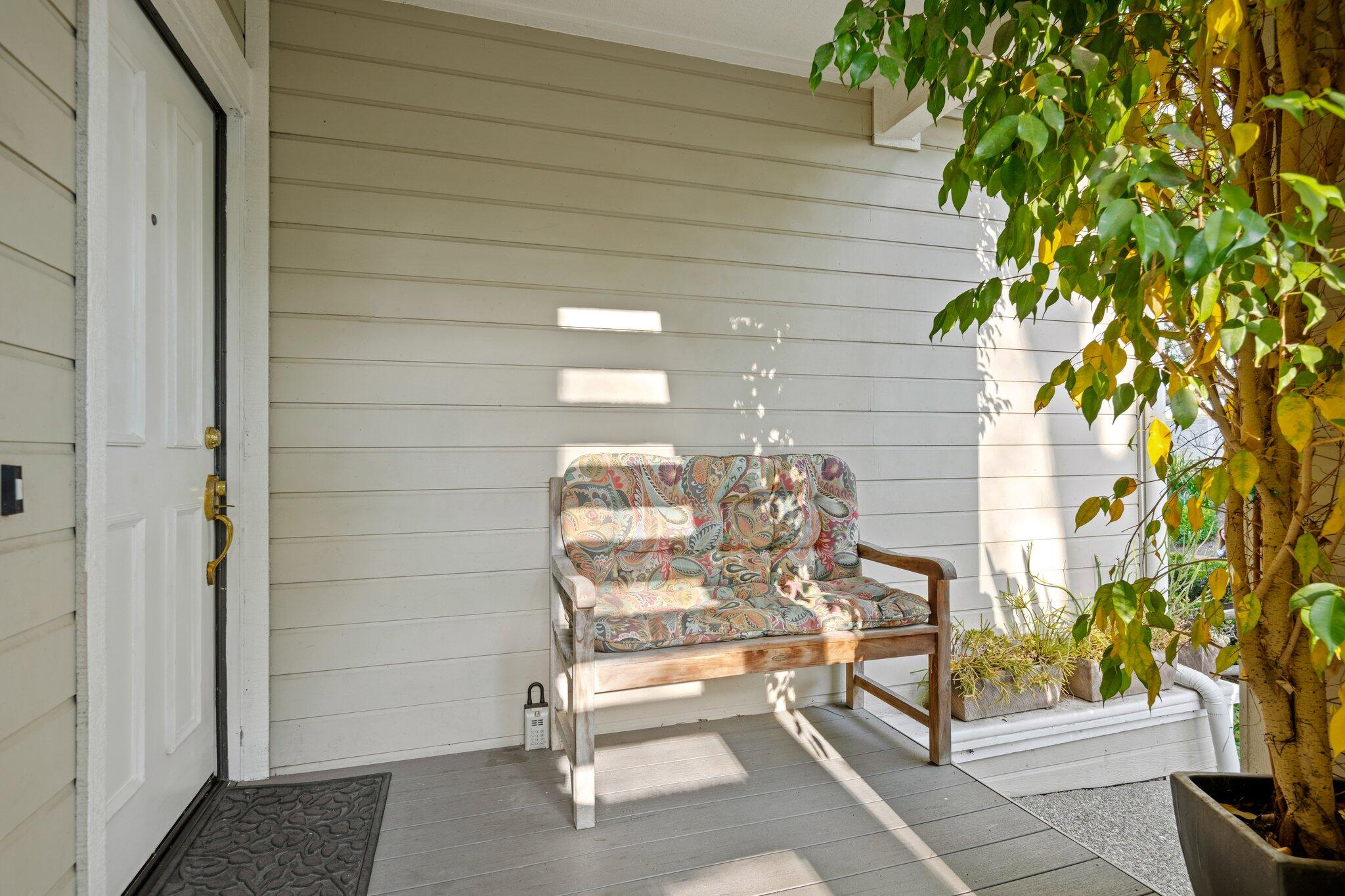 Santa Barbara, California 93117, United States, 3 Bedrooms Bedrooms, ,2 BathroomsBathrooms,Residential,Pending,105419