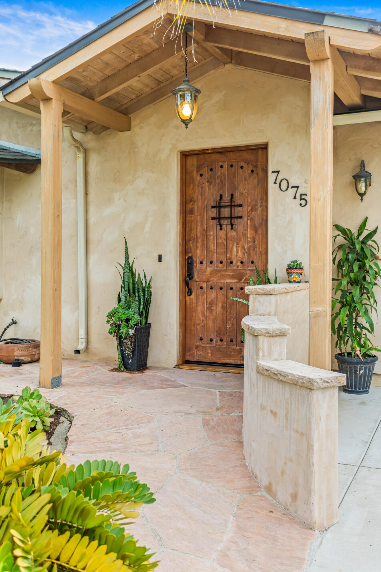 7075 Del Norte Drive