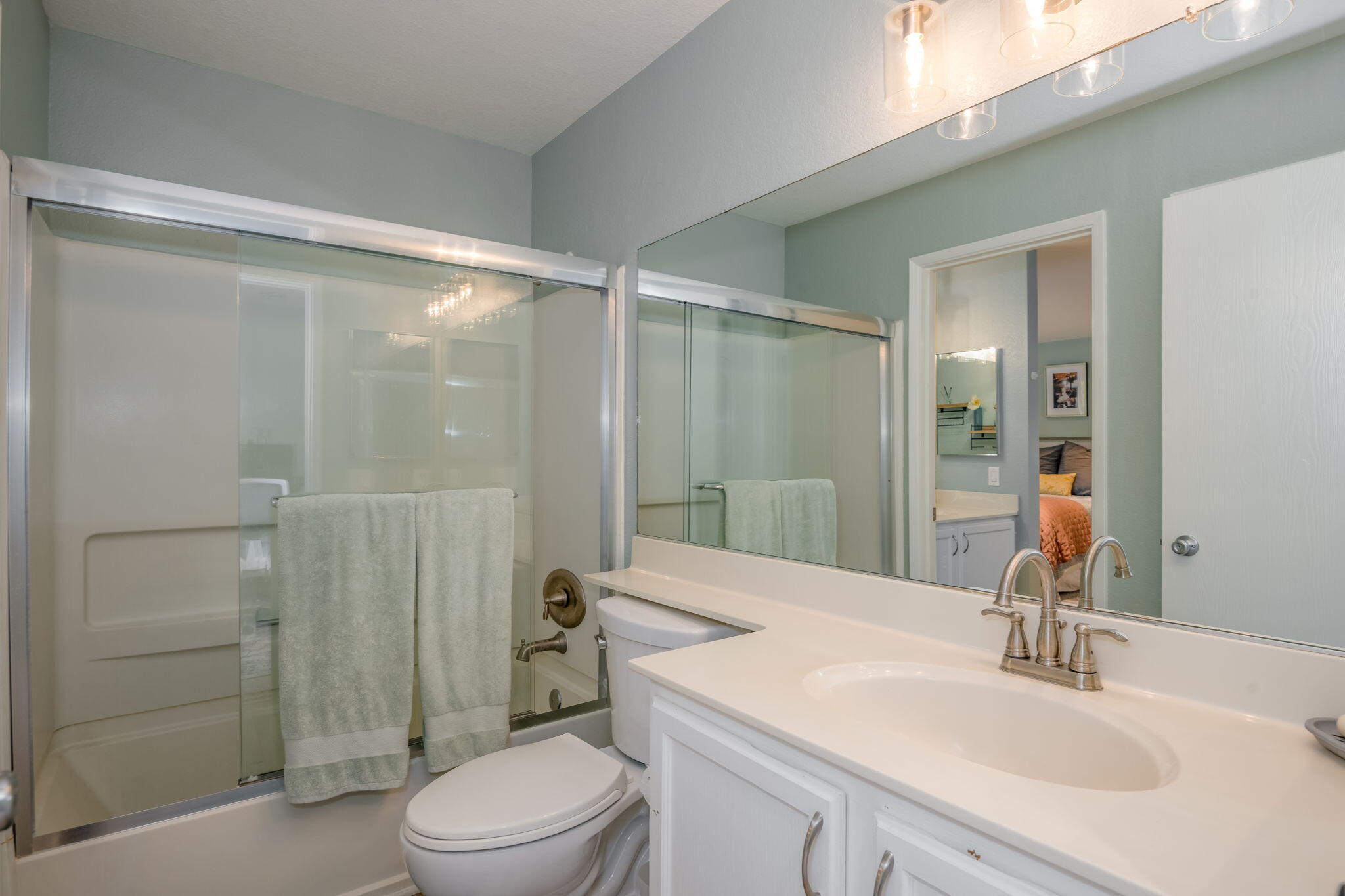 Santa Barbara, California 93110, United States, 2 Bedrooms Bedrooms, ,2 BathroomsBathrooms,Residential,Pending,114488