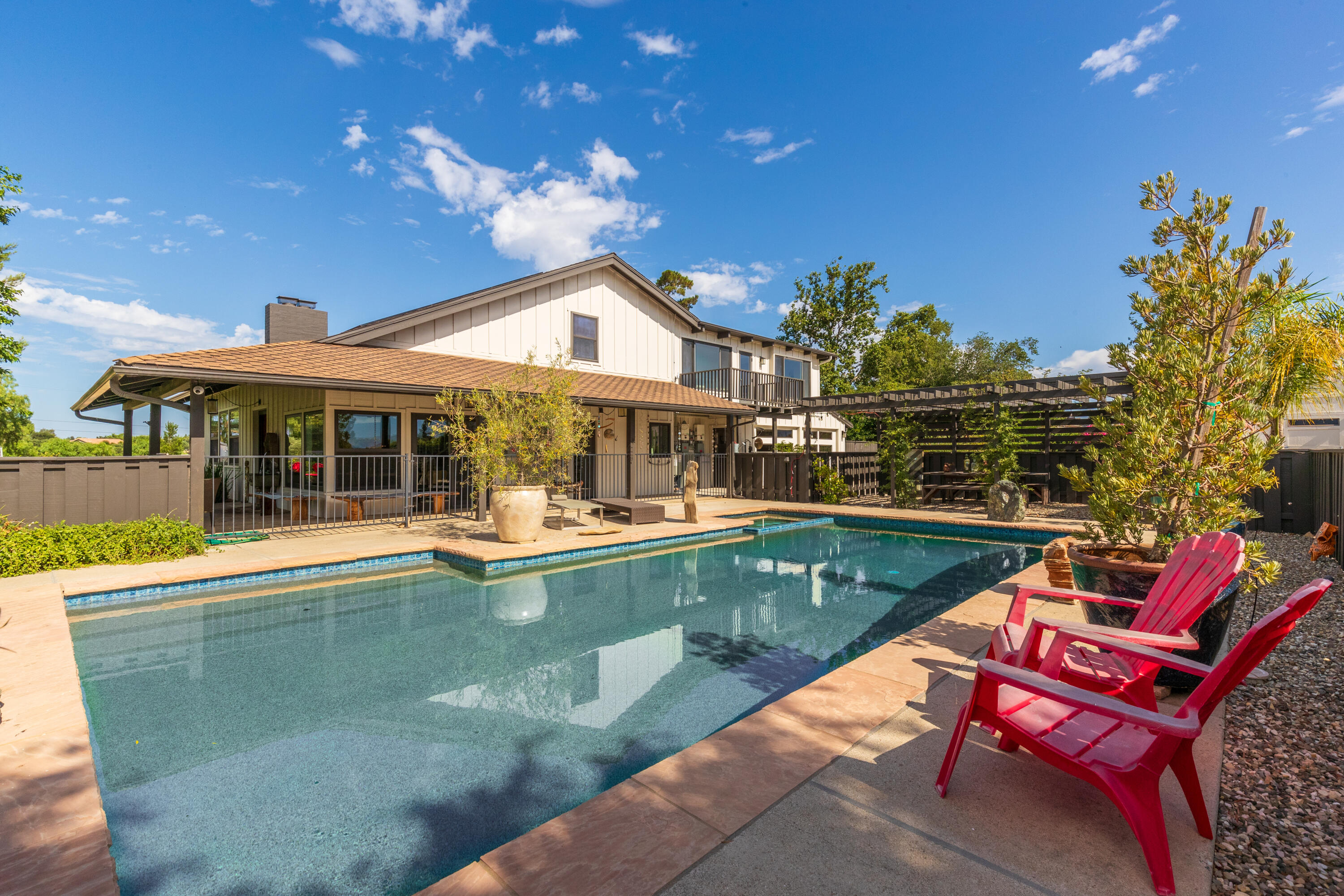 Santa Ynez, California 93460, United States, 4 Bedrooms Bedrooms, ,3 BathroomsBathrooms,Residential,Active,91314