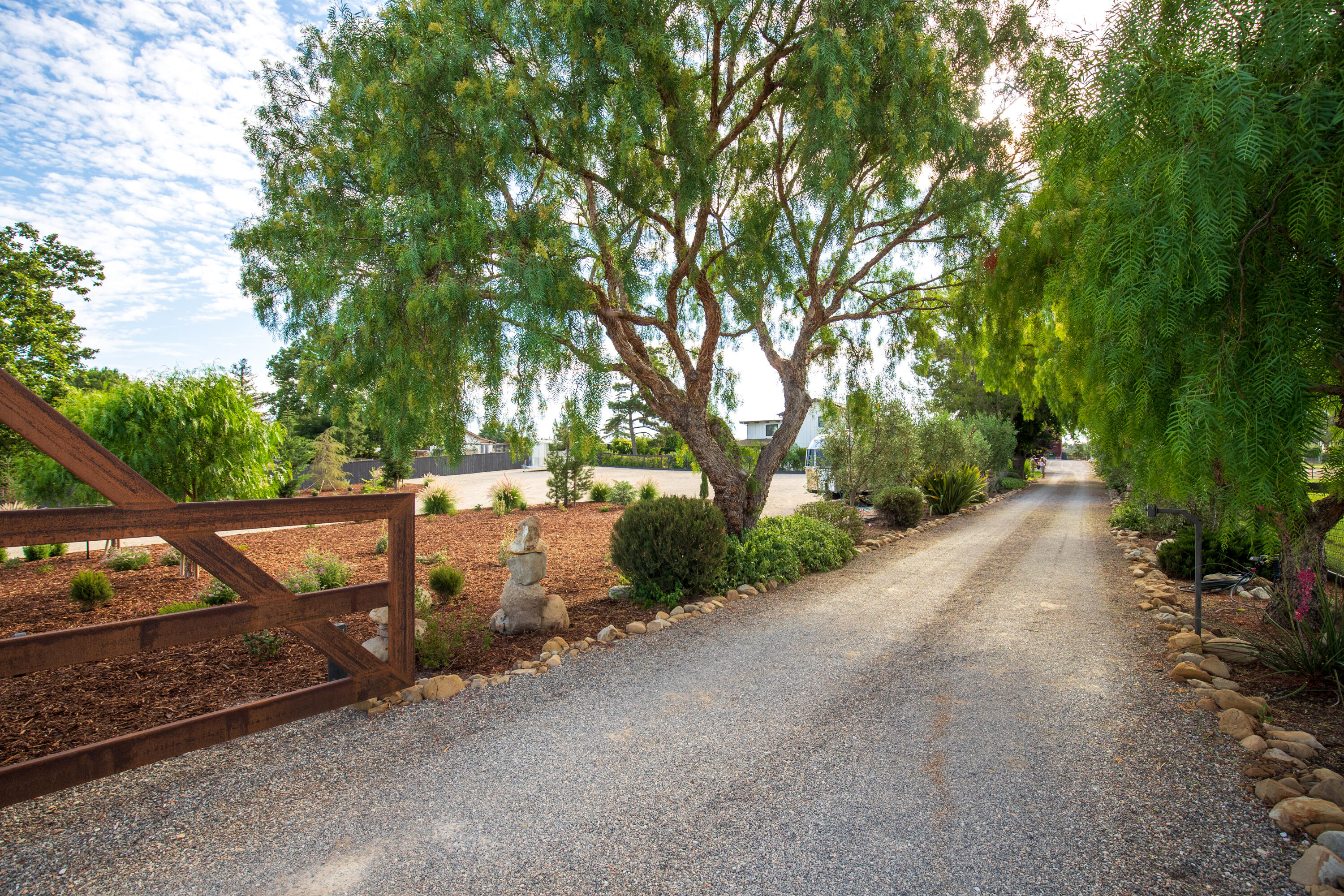 Santa Ynez, California 93460, United States, 4 Bedrooms Bedrooms, ,3 BathroomsBathrooms,Residential,Active,91314