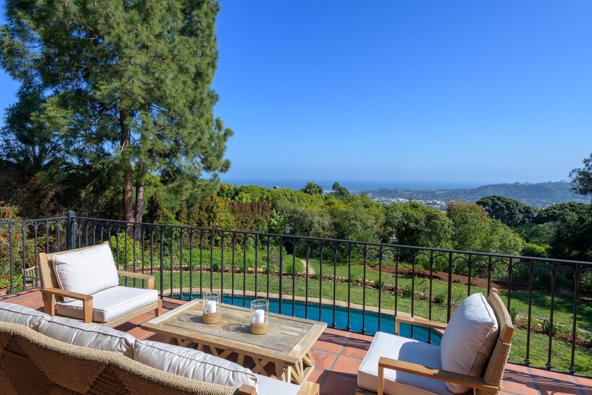 Santa Barbara, California 93103, United States, 4 Bedrooms Bedrooms, ,5 BathroomsBathrooms,Residential,Pending,132889