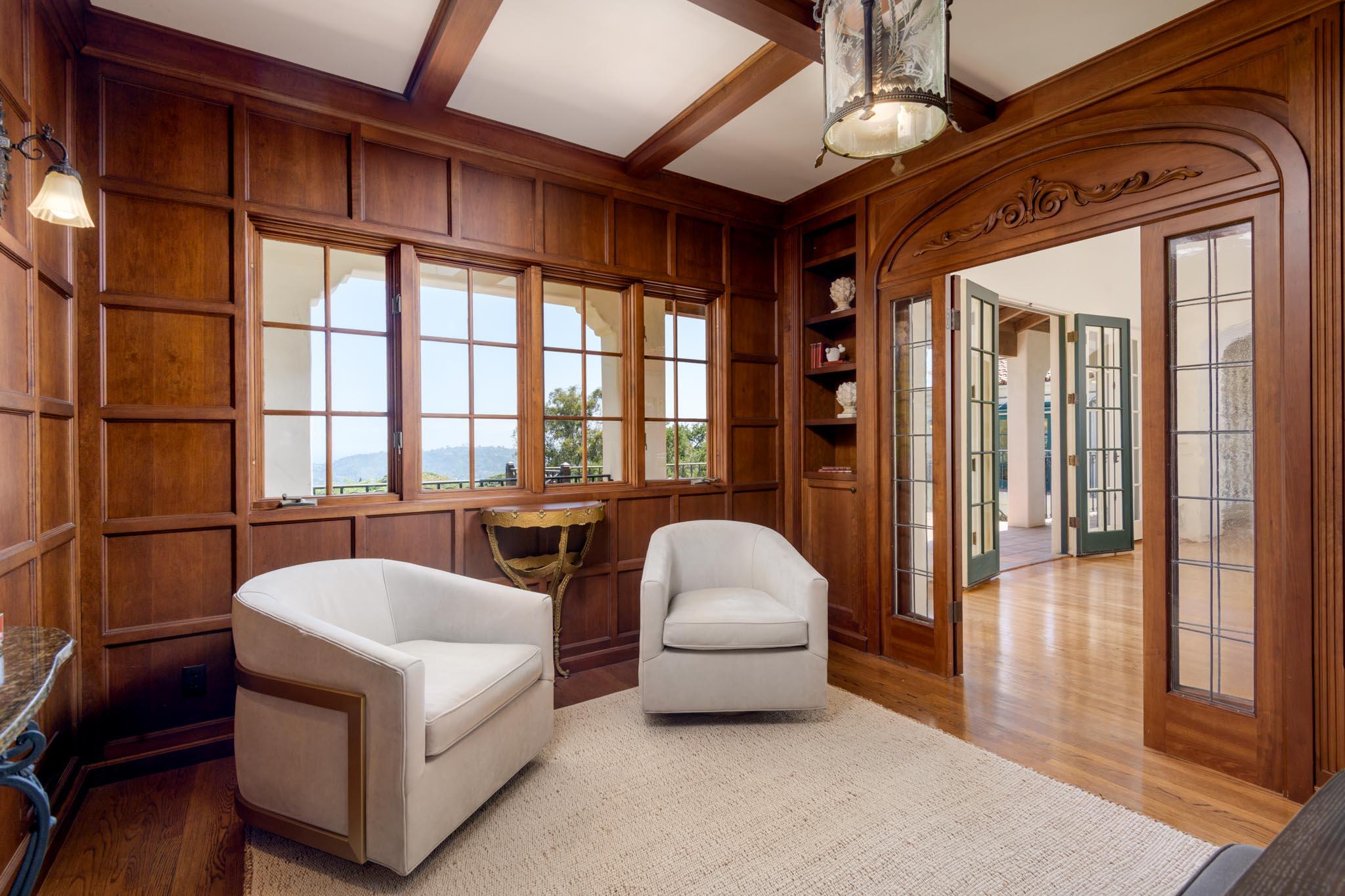 Santa Barbara, California 93103, United States, 4 Bedrooms Bedrooms, ,5 BathroomsBathrooms,Residential,Pending,132889