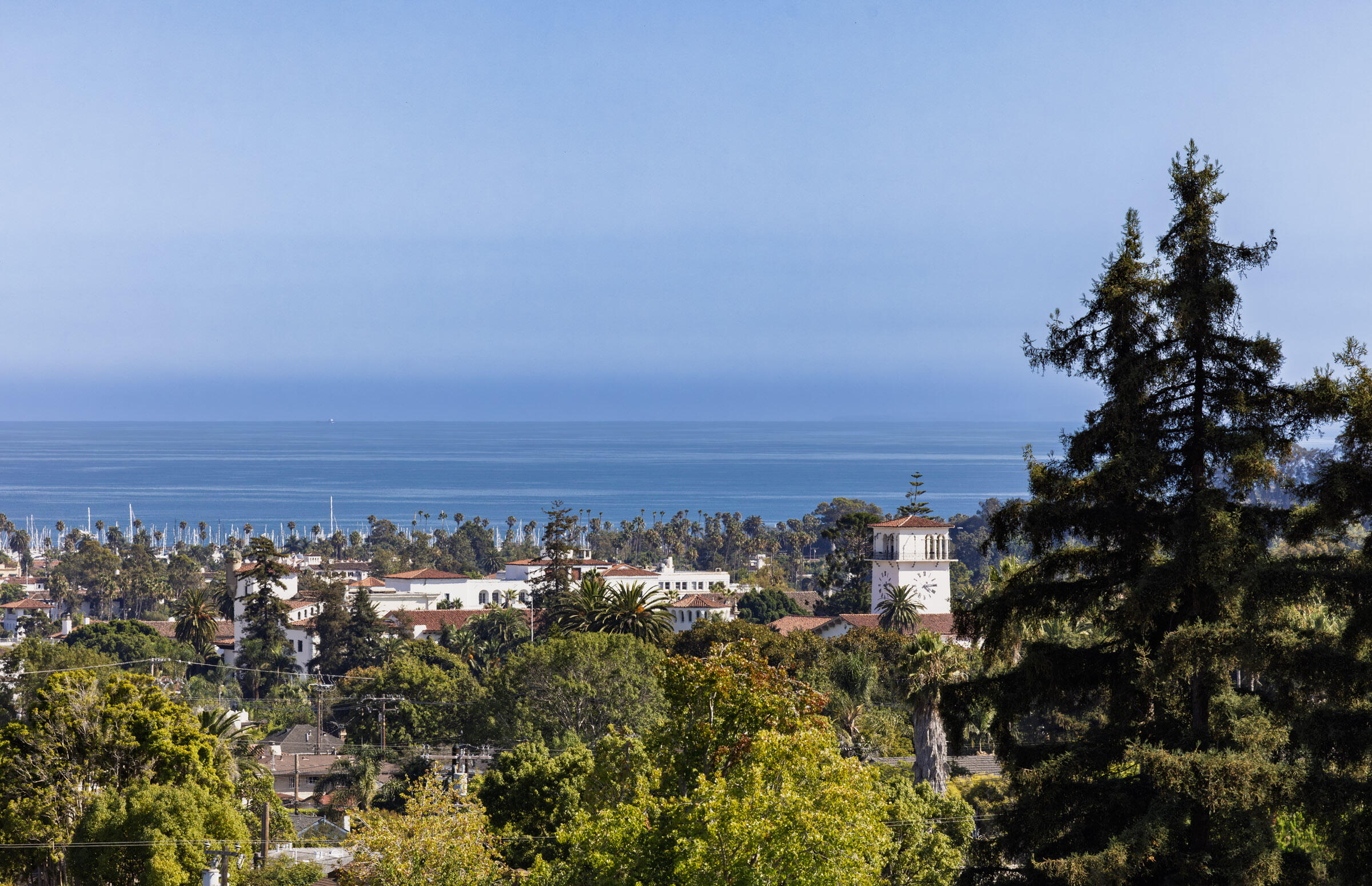 Santa Barbara, California 93101, United States, 2 Bedrooms Bedrooms, ,3 BathroomsBathrooms,Residential,Active,201731