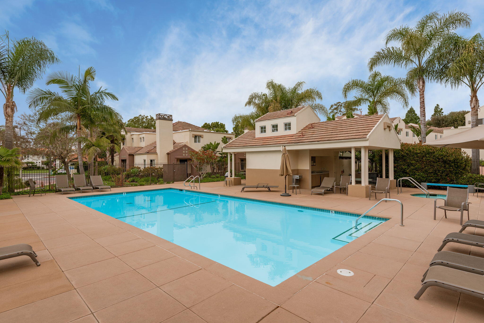 Santa Barbara, California 93105, United States, 3 Bedrooms Bedrooms, ,2 BathroomsBathrooms,Residential,Active,111760