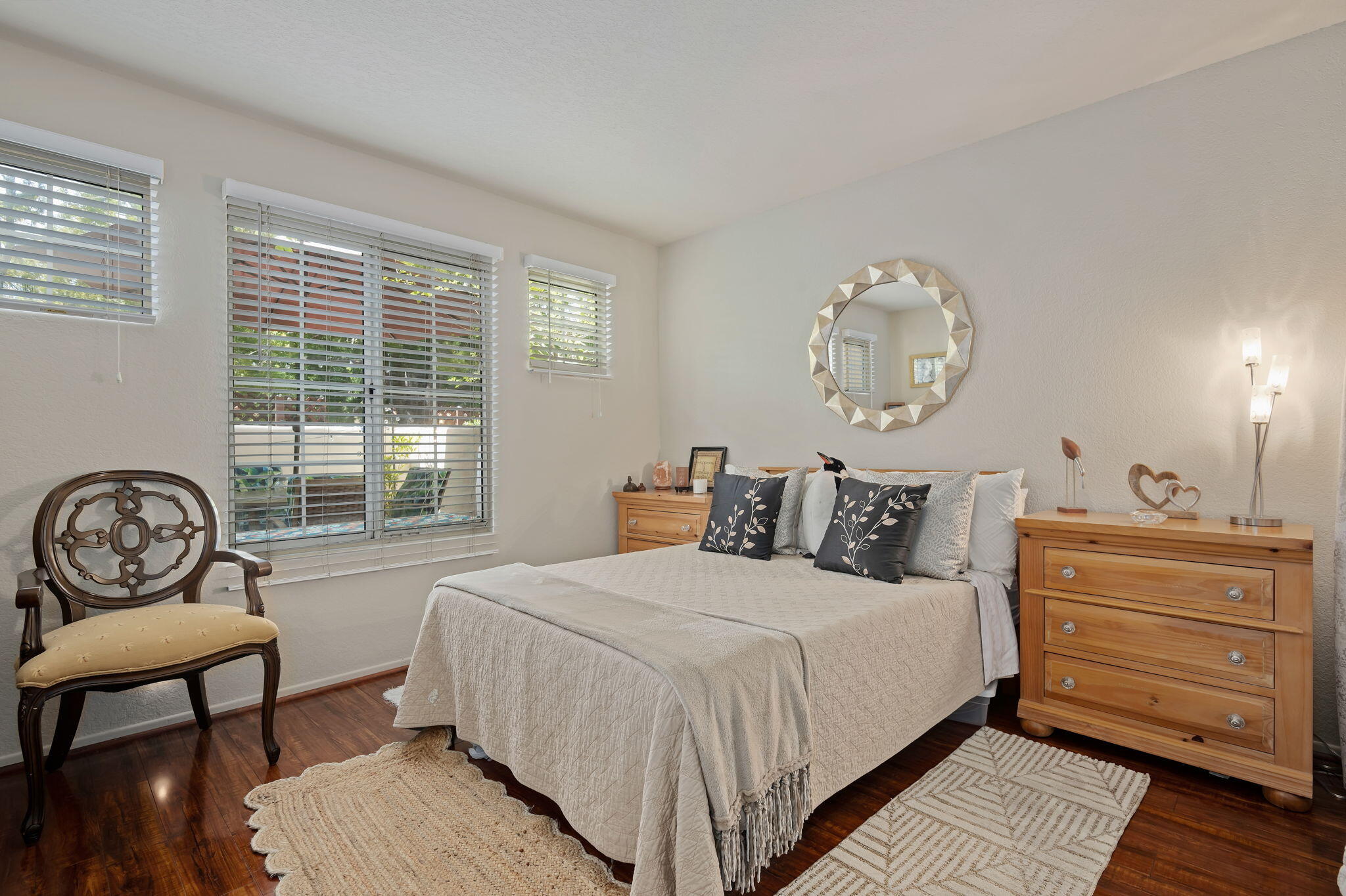 Santa Barbara, California 93105, United States, 3 Bedrooms Bedrooms, ,2 BathroomsBathrooms,Residential,Active,111760