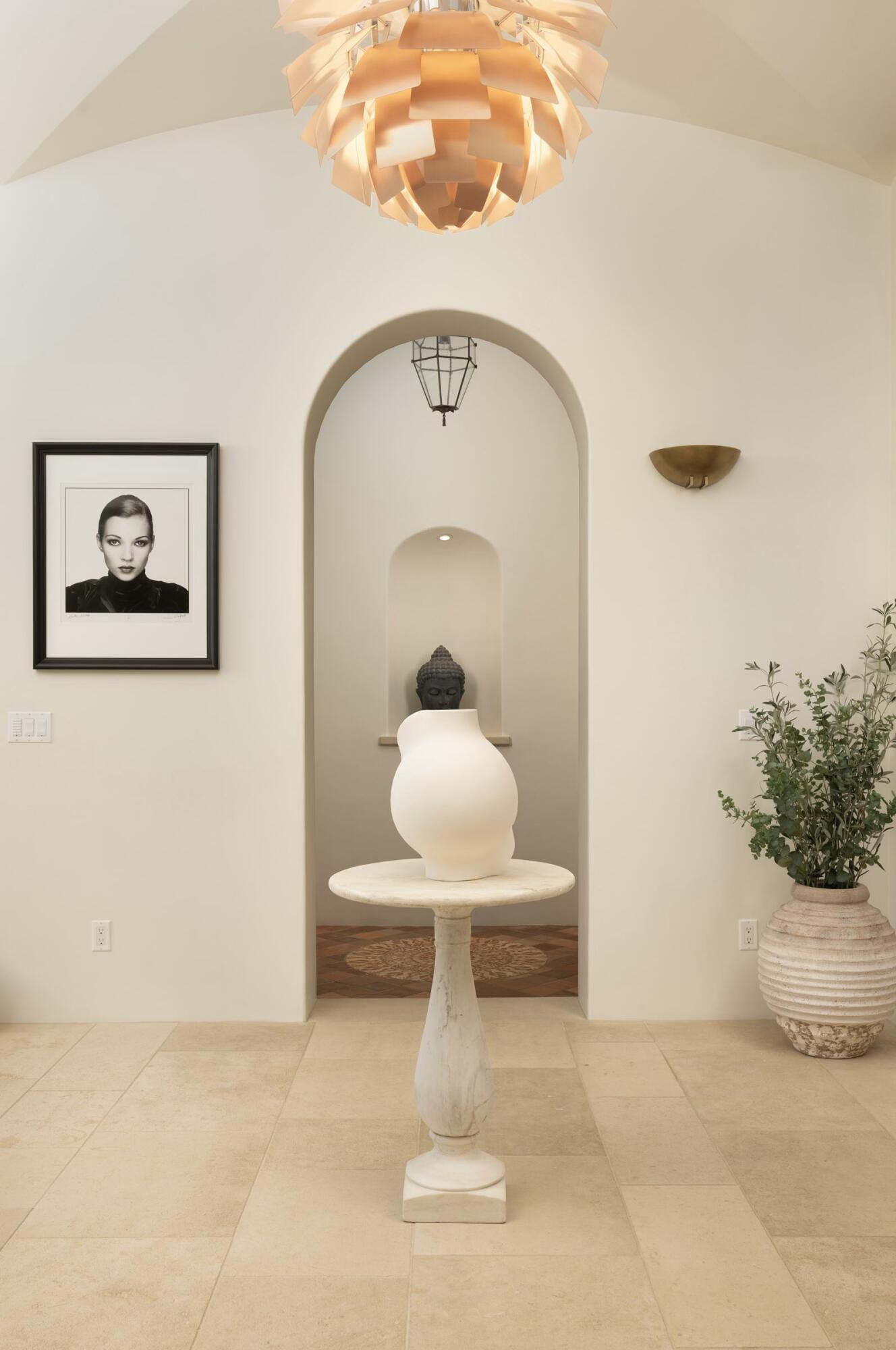 Montecito, California 93108, United States, 4 Bedrooms Bedrooms, ,6 BathroomsBathrooms,Residential,Active,102322