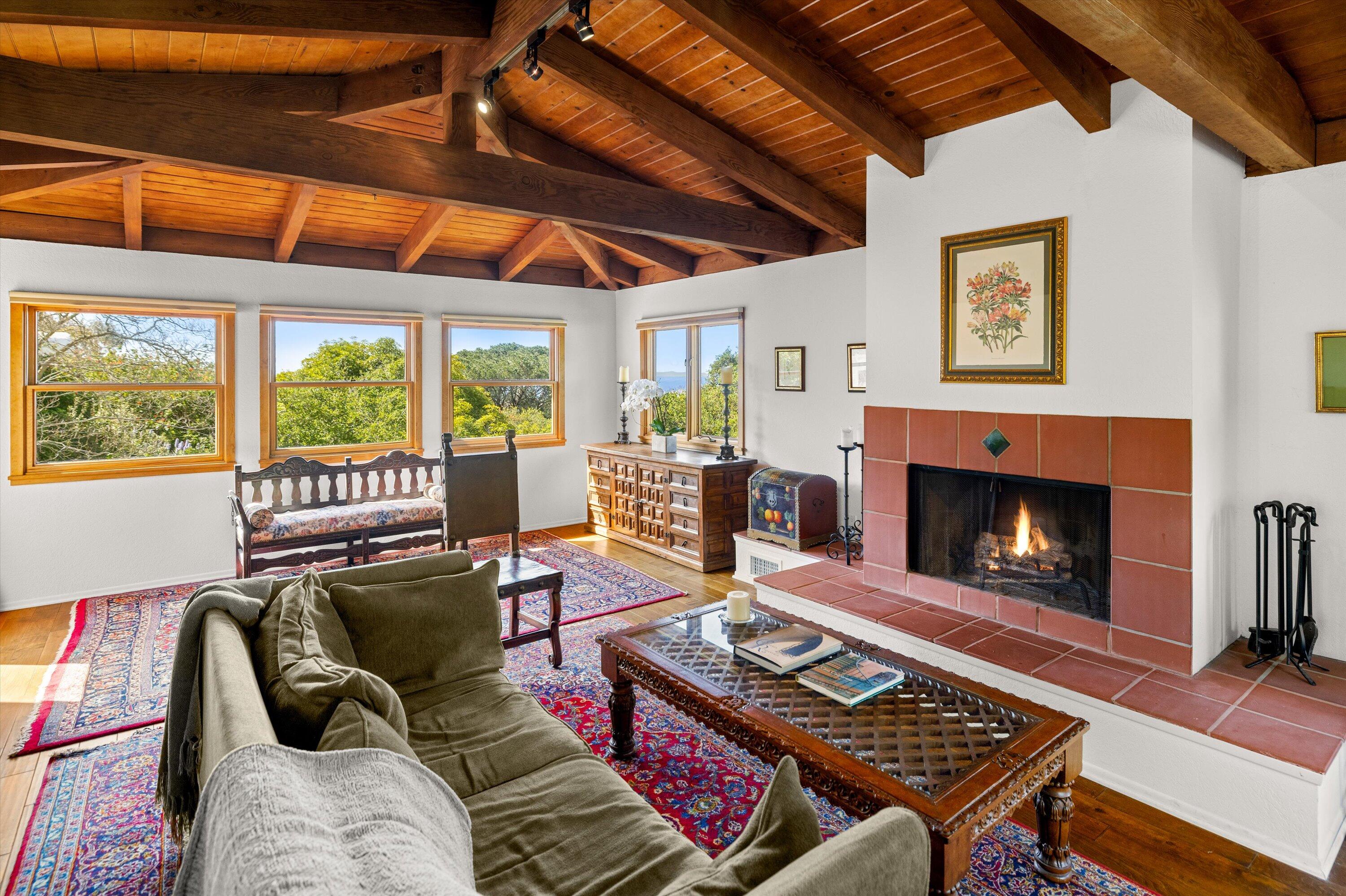 Santa Barbara, California 93108, United States, 3 Bedrooms Bedrooms, ,3 BathroomsBathrooms,Residential,Active,214838