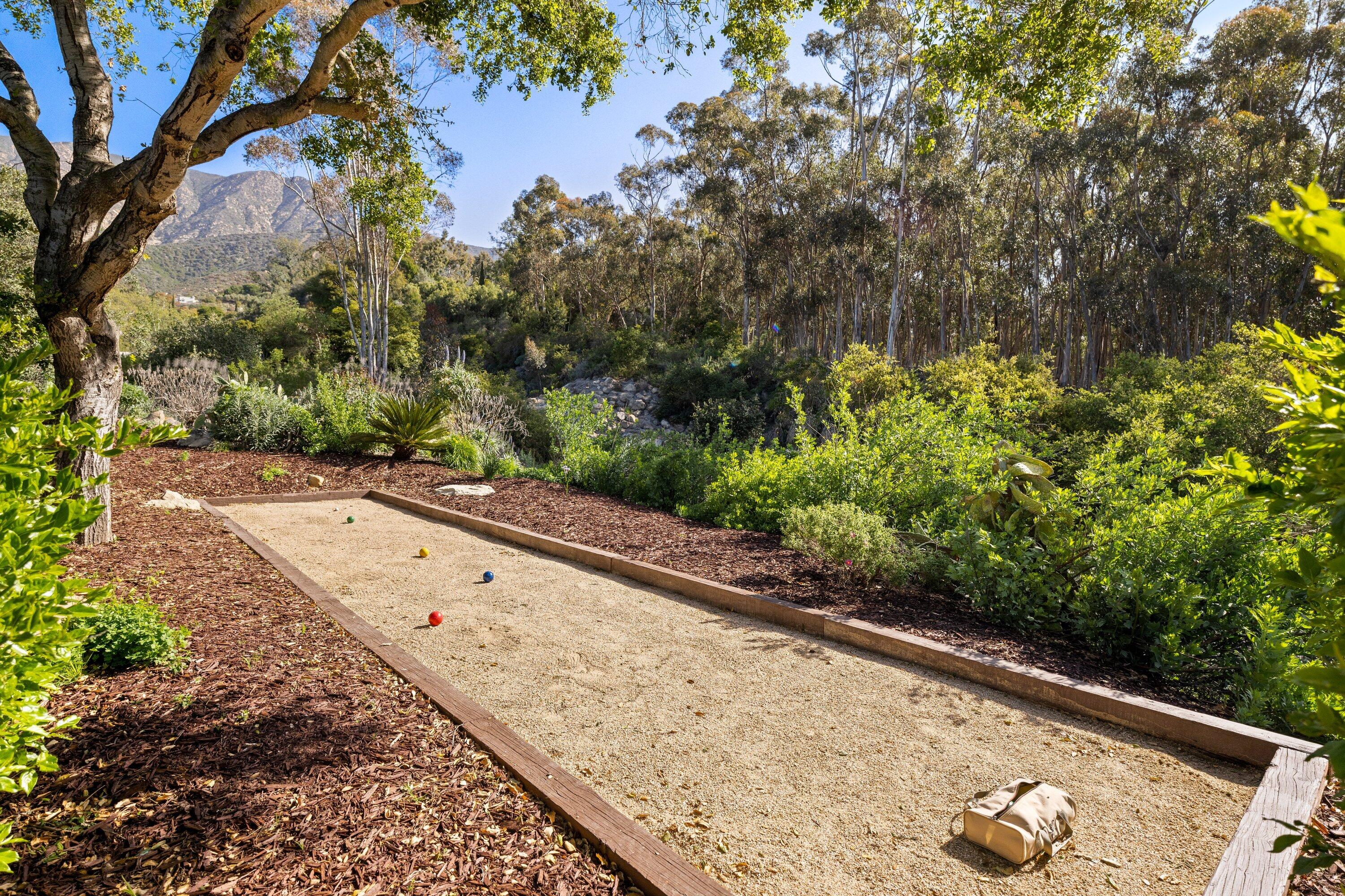 Santa Barbara, California 93108, United States, 3 Bedrooms Bedrooms, ,3 BathroomsBathrooms,Residential,Active,214838