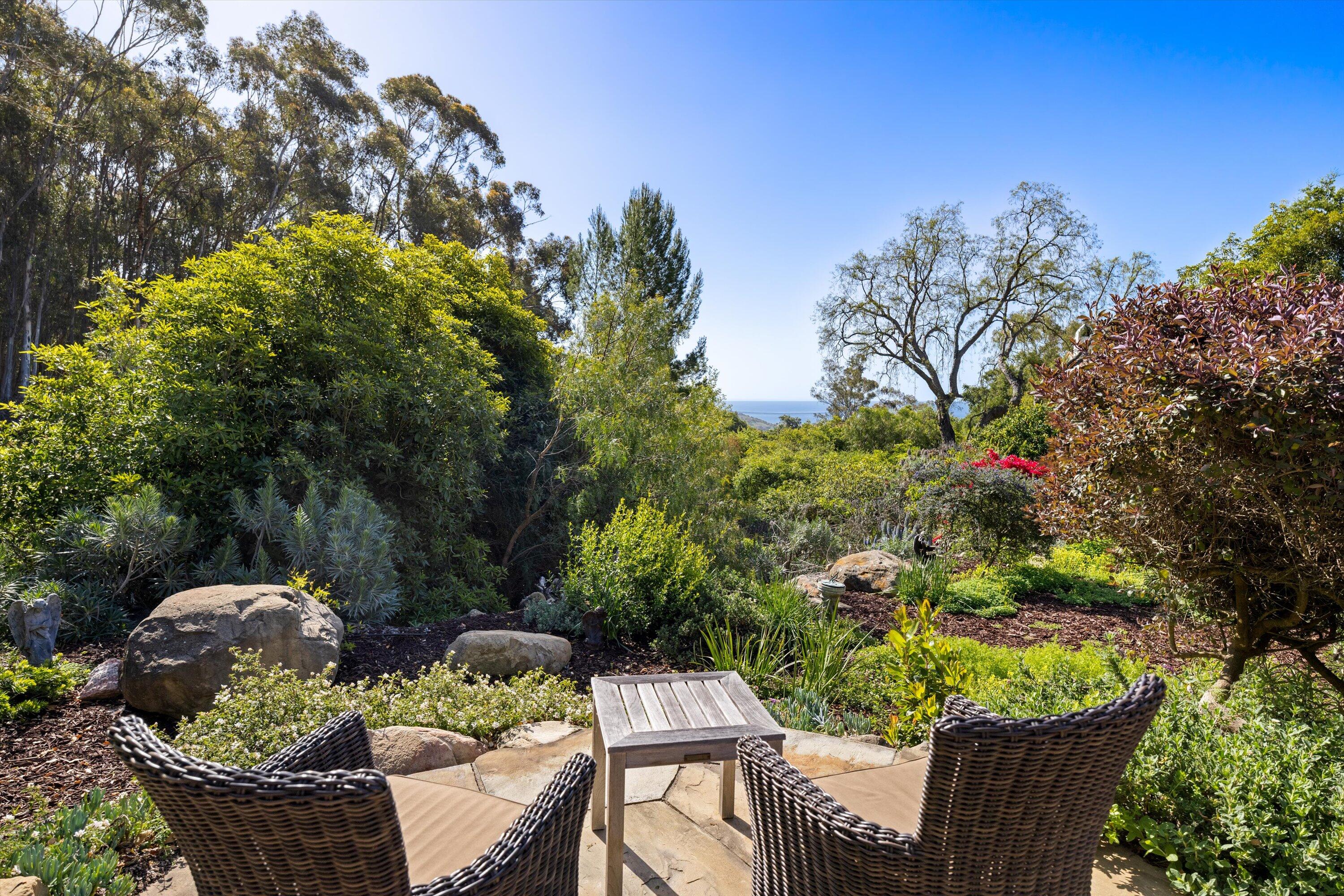 Santa Barbara, California 93108, United States, 3 Bedrooms Bedrooms, ,3 BathroomsBathrooms,Residential,Active,214838