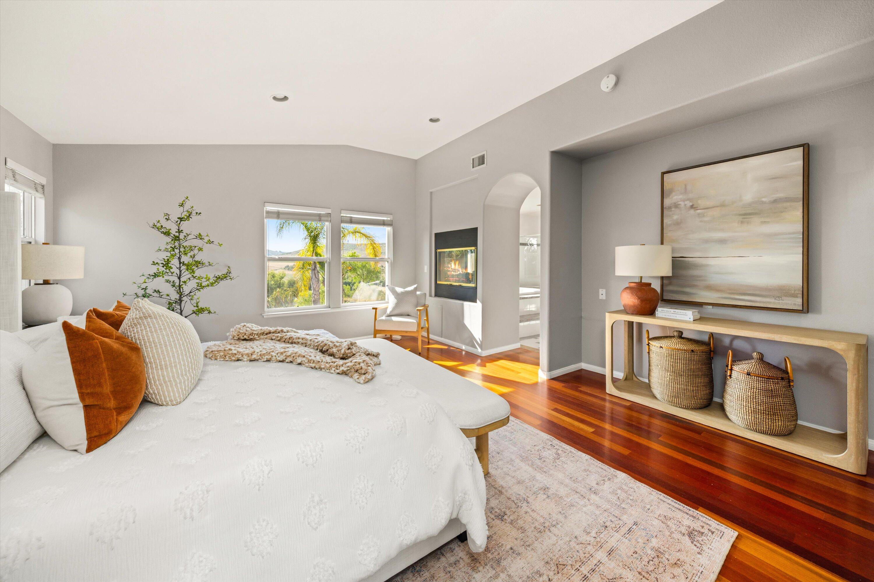 Goleta, California 93117, United States, 4 Bedrooms Bedrooms, ,3 BathroomsBathrooms,Residential,Active,150004