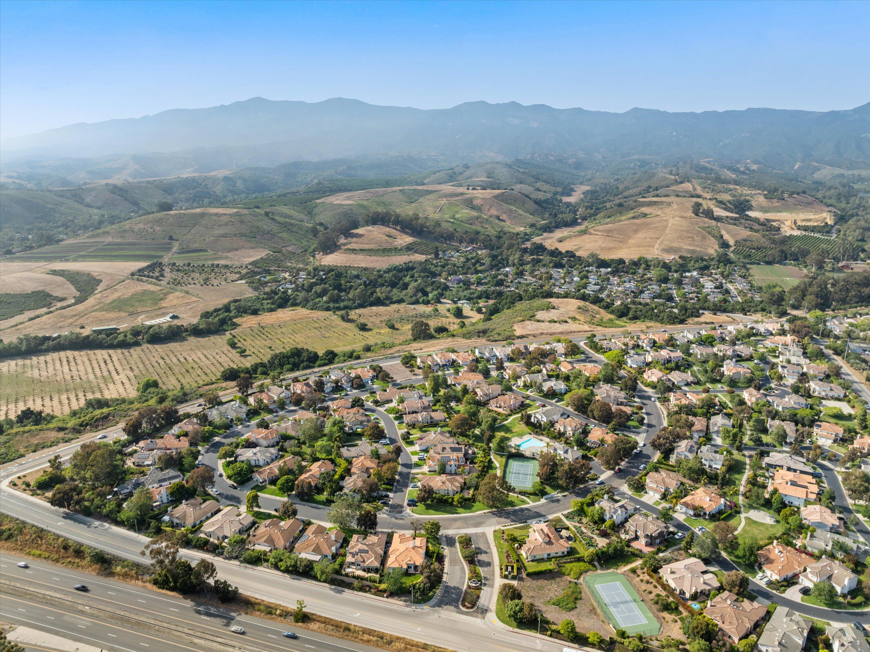 Goleta, California 93117, United States, 4 Bedrooms Bedrooms, ,3 BathroomsBathrooms,Residential,Active,150004