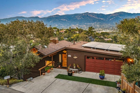 Photo of 1401 La Cima Road, SANTA BARBARA, CA 93101 (MLS # 26-3072)
