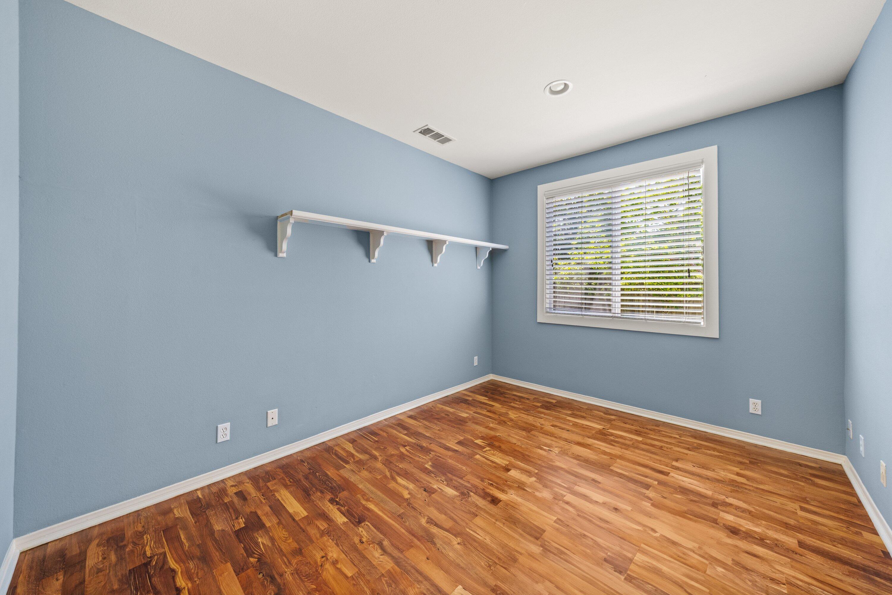 Goleta, California 93117, United States, 6 Bedrooms Bedrooms, ,3 BathroomsBathrooms,Residential,Pending,189379