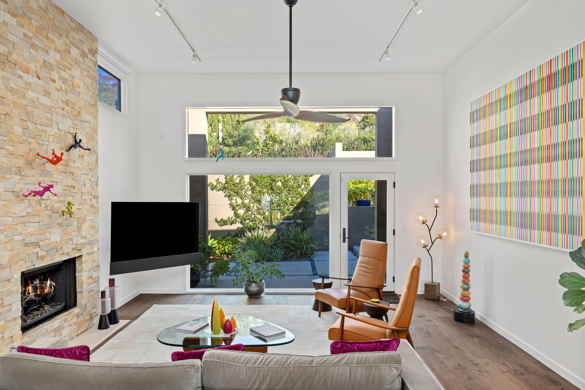 Santa Barbara, California 93108, United States, 3 Bedrooms Bedrooms, ,6 BathroomsBathrooms,Residential,Pending,2706