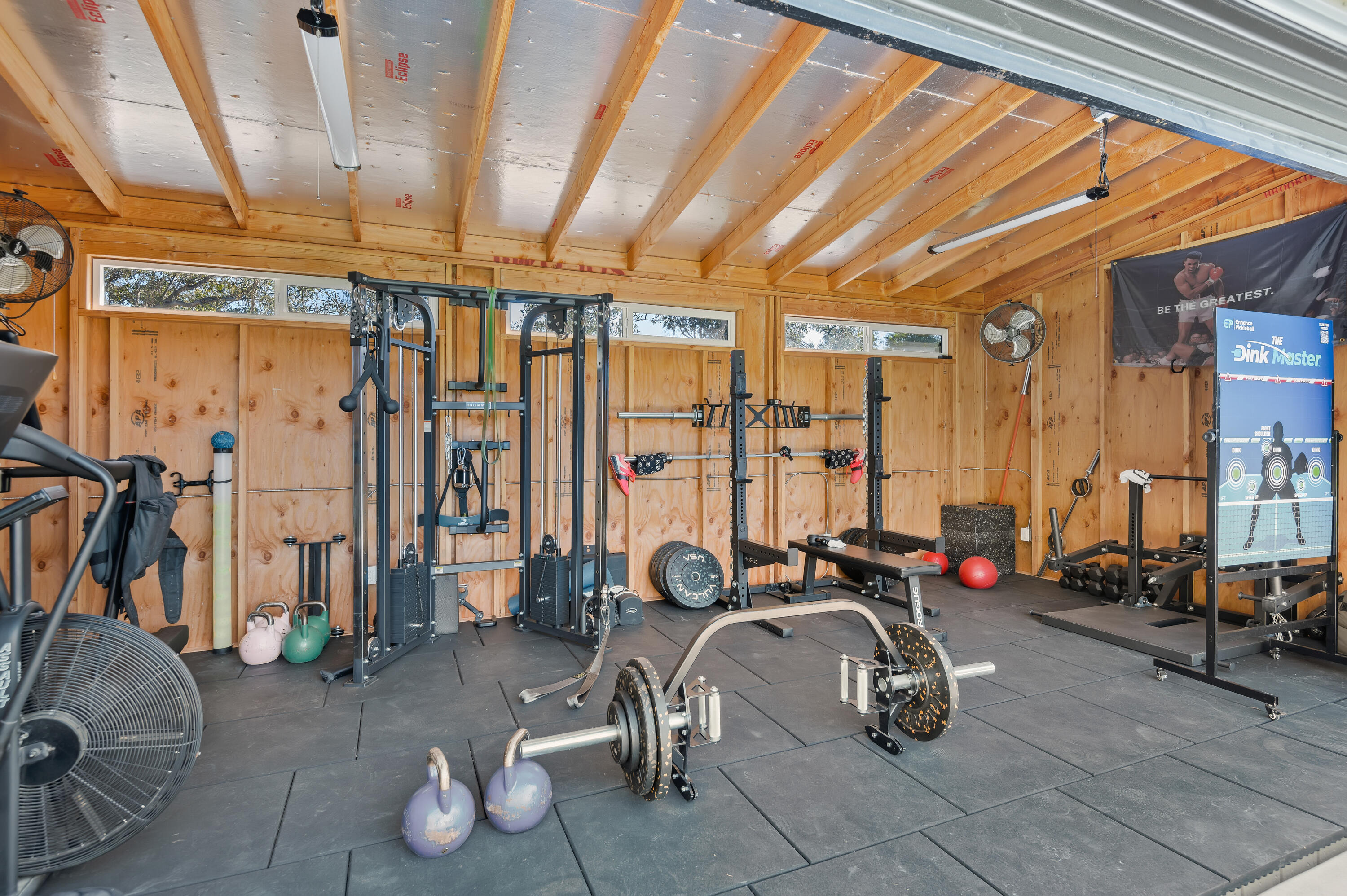 Santa Barbara, California 93108, United States, 3 Bedrooms Bedrooms, ,6 BathroomsBathrooms,Residential,Pending,2706