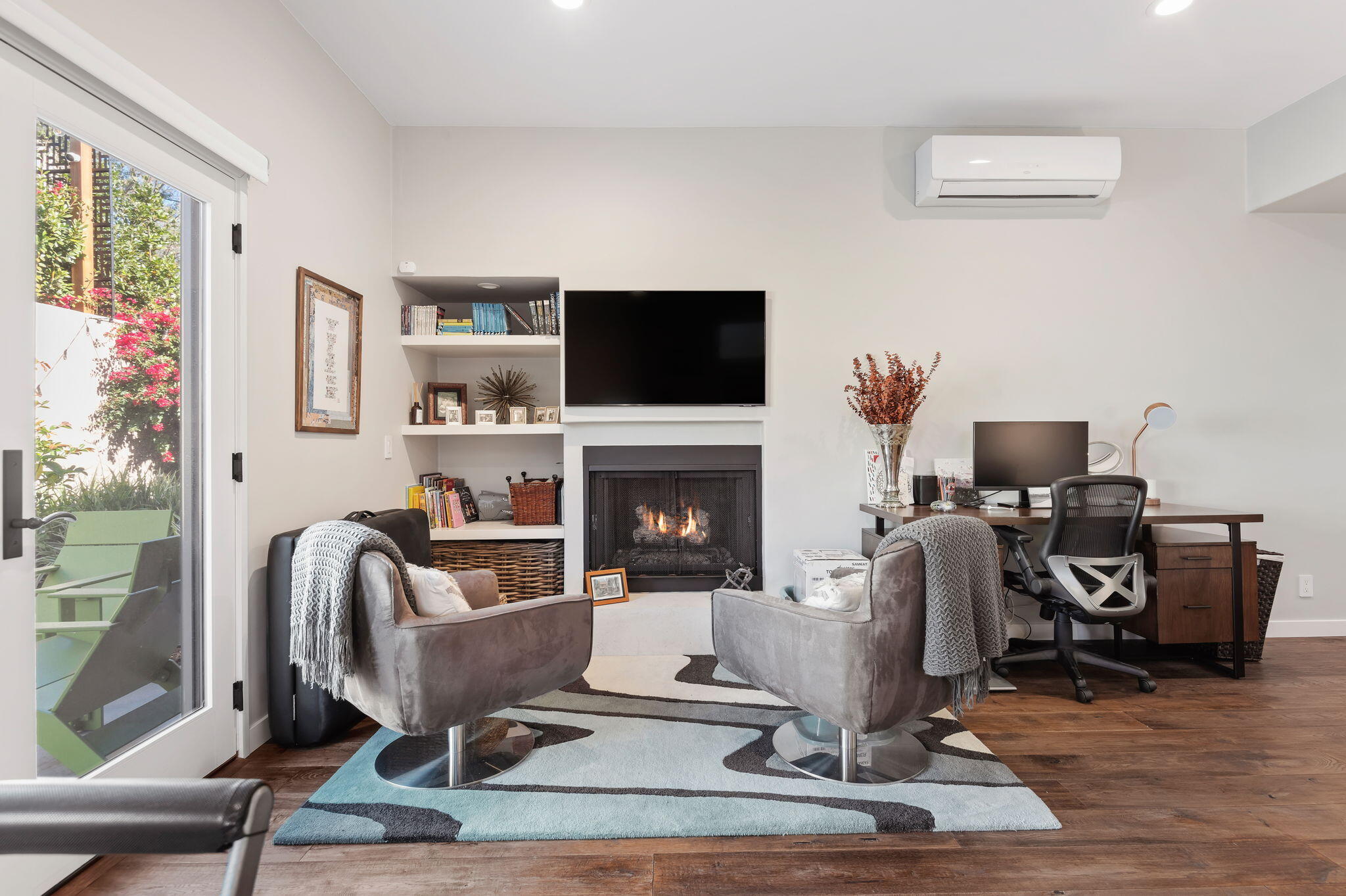 Santa Barbara, California 93108, United States, 3 Bedrooms Bedrooms, ,6 BathroomsBathrooms,Residential,Pending,2706