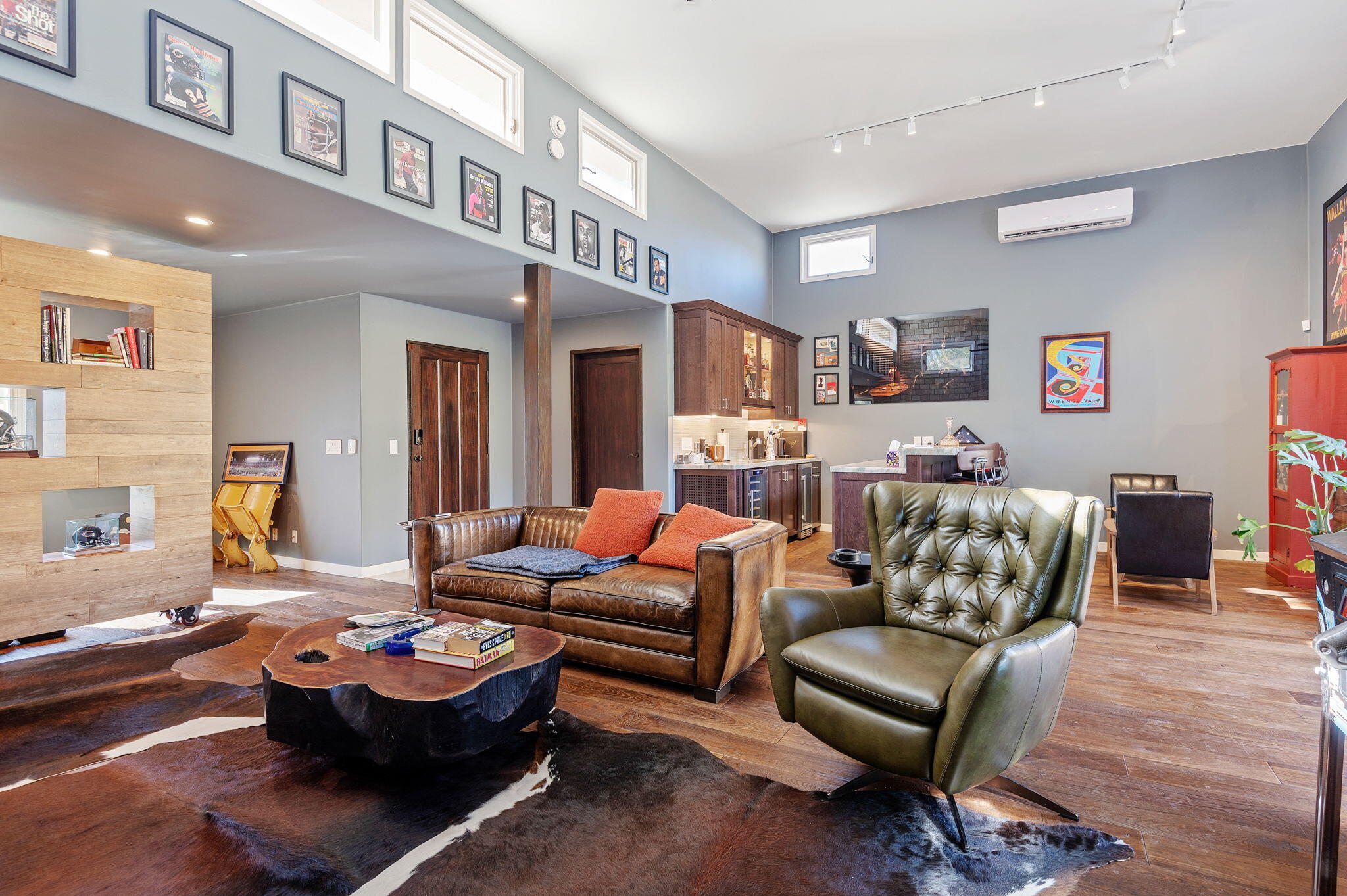 Santa Barbara, California 93108, United States, 3 Bedrooms Bedrooms, ,6 BathroomsBathrooms,Residential,Pending,2706