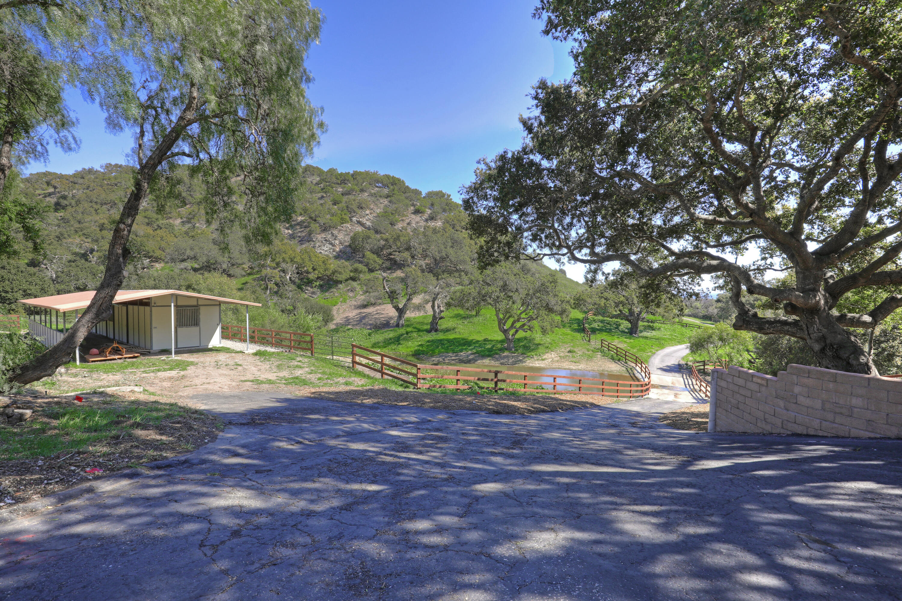 Goleta, California 93117, United States, 4 Bedrooms Bedrooms, ,6 BathroomsBathrooms,Residential,Active,139309