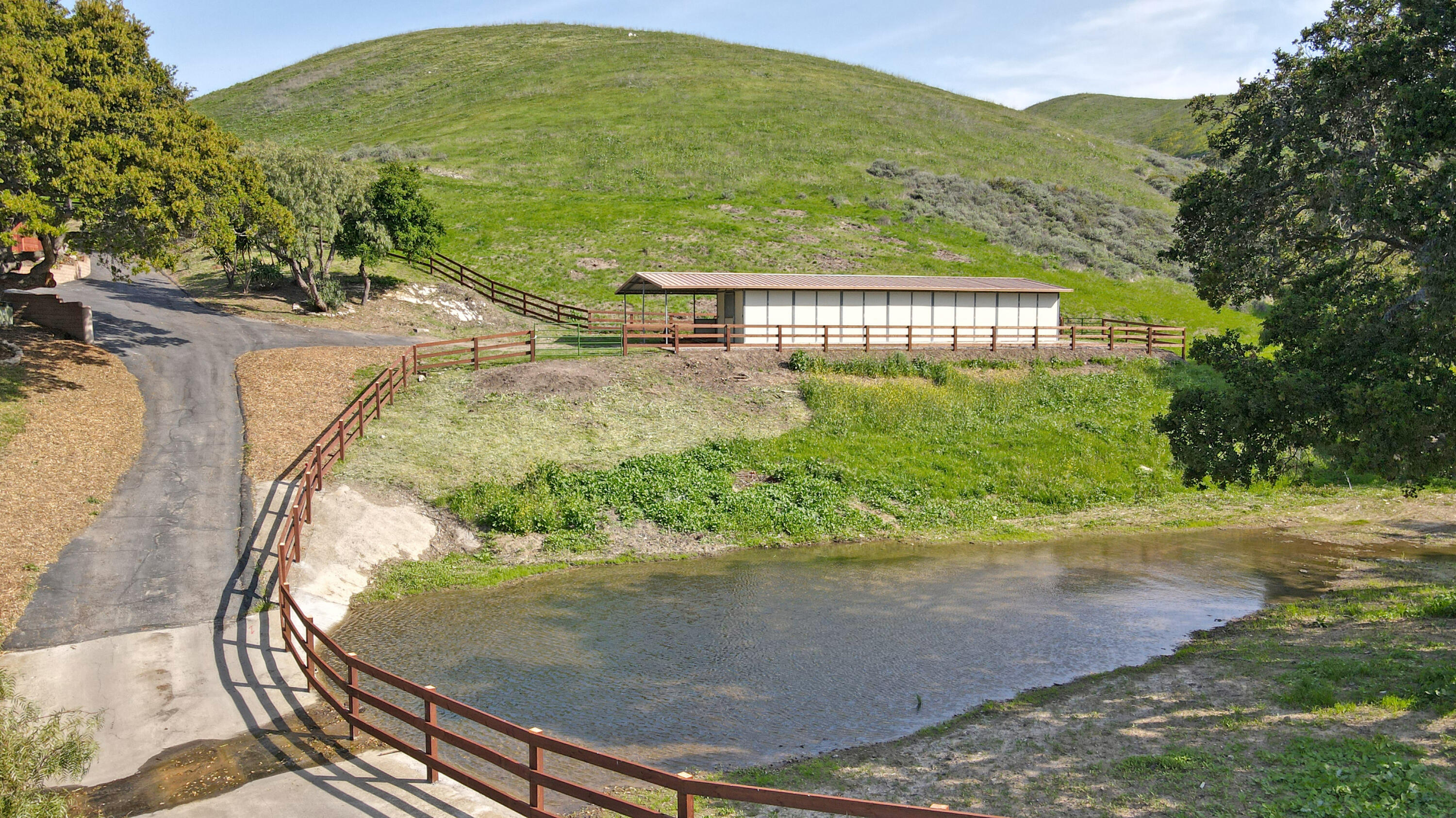 Goleta, California 93117, United States, 4 Bedrooms Bedrooms, ,6 BathroomsBathrooms,Residential,Active,139309