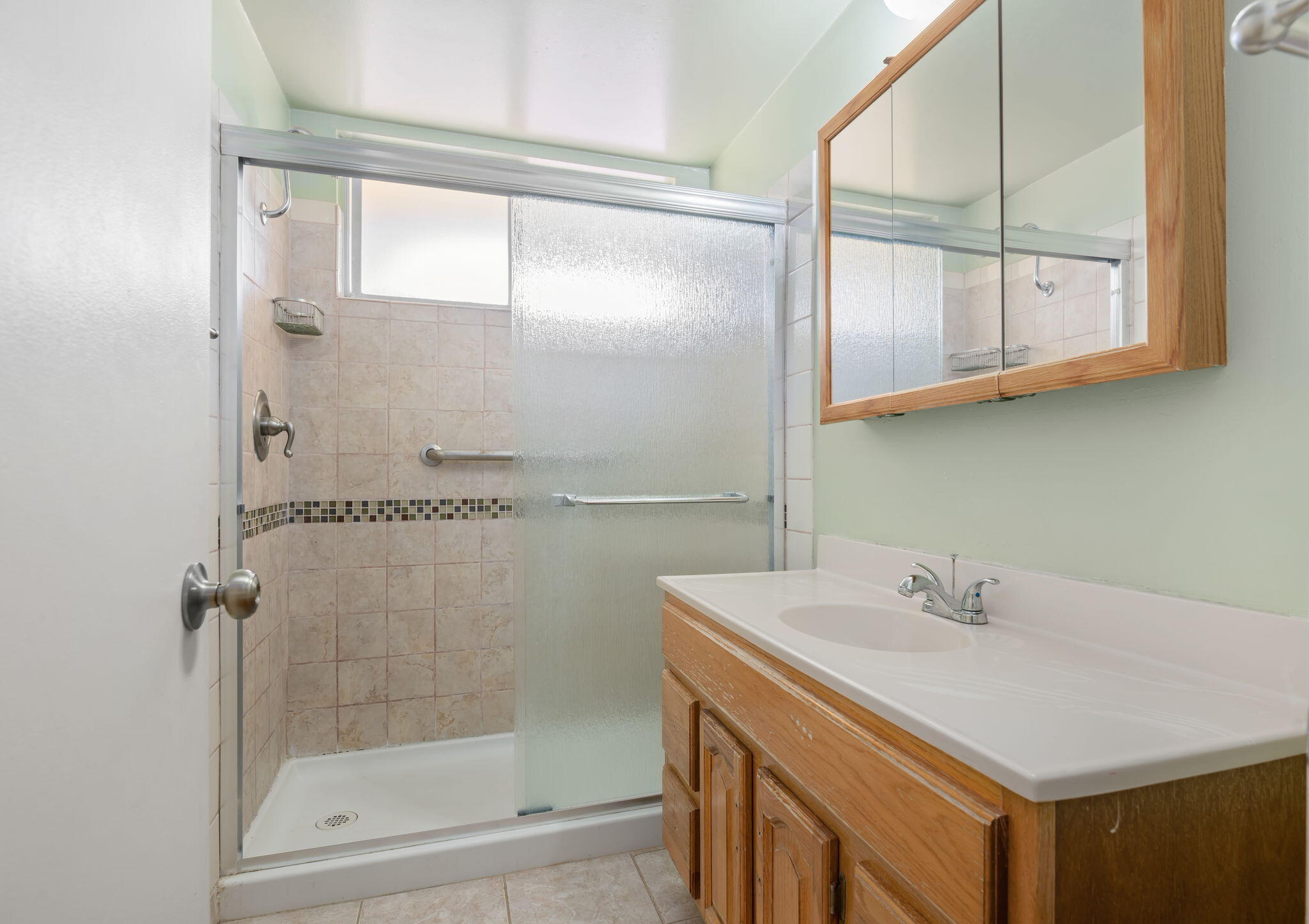 Santa Barbara, California 93109, United States, 5 Bedrooms Bedrooms, ,3 BathroomsBathrooms,Residential,Active,148384