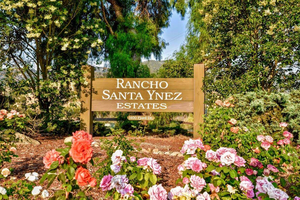 Solvang, California 93463, United States, 3 Bedrooms Bedrooms, ,2 BathroomsBathrooms,Residential,Pending,180379