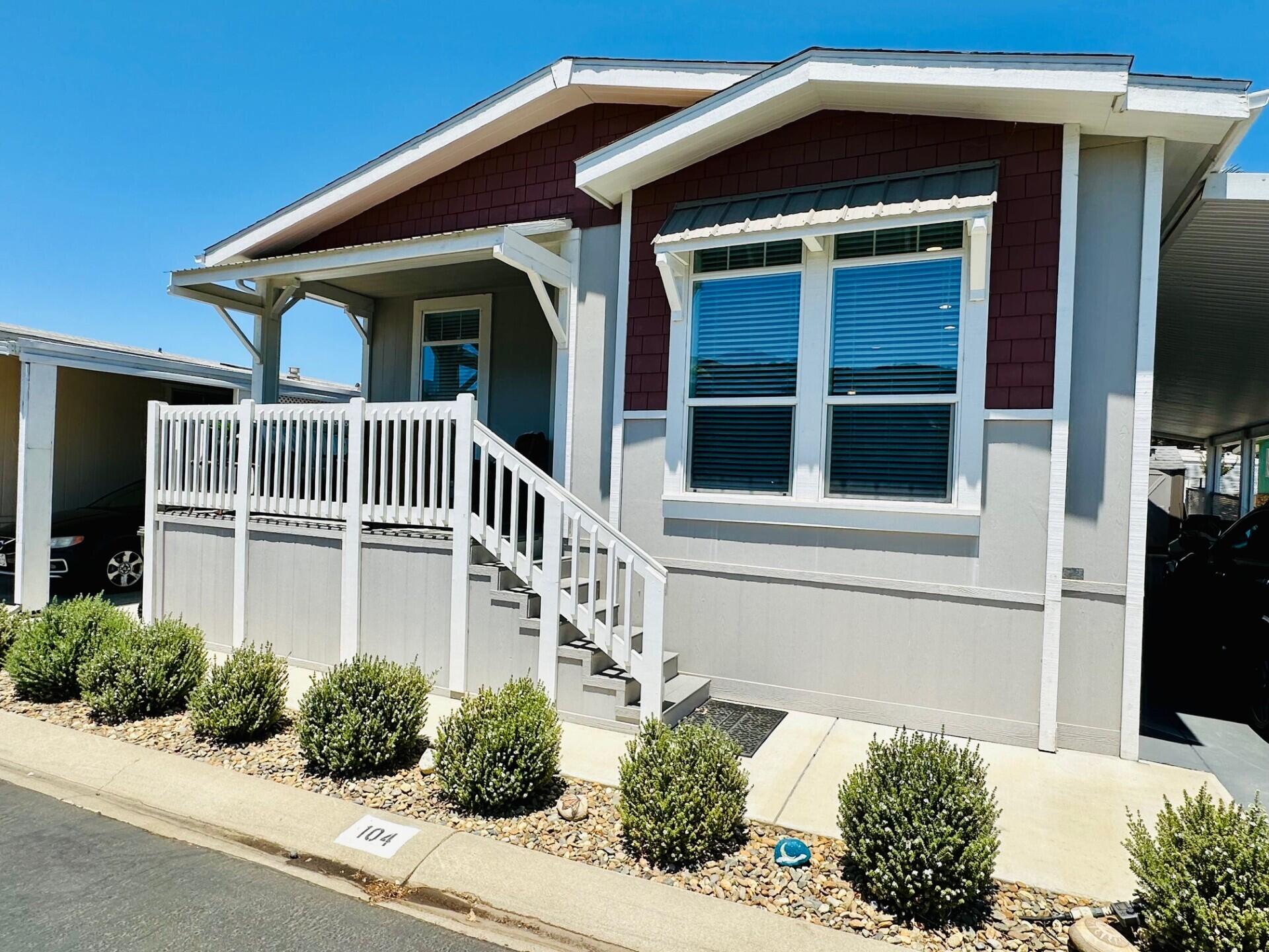 Solvang, California 93463, United States, 3 Bedrooms Bedrooms, ,2 BathroomsBathrooms,Residential,Pending,180379