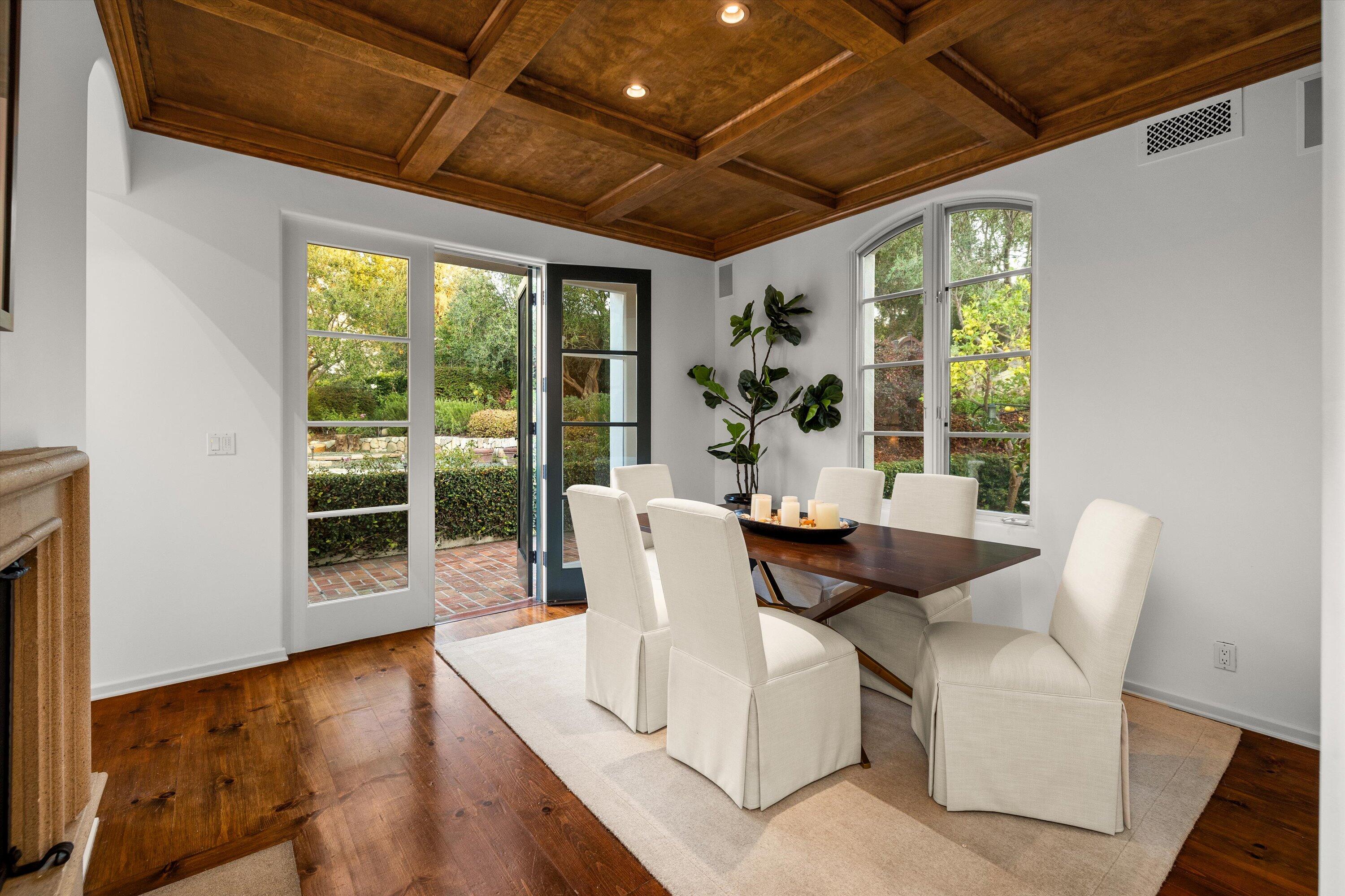 Santa Barbara, California 93108, United States, 2 Bedrooms Bedrooms, ,3 BathroomsBathrooms,Residential,Active,155317