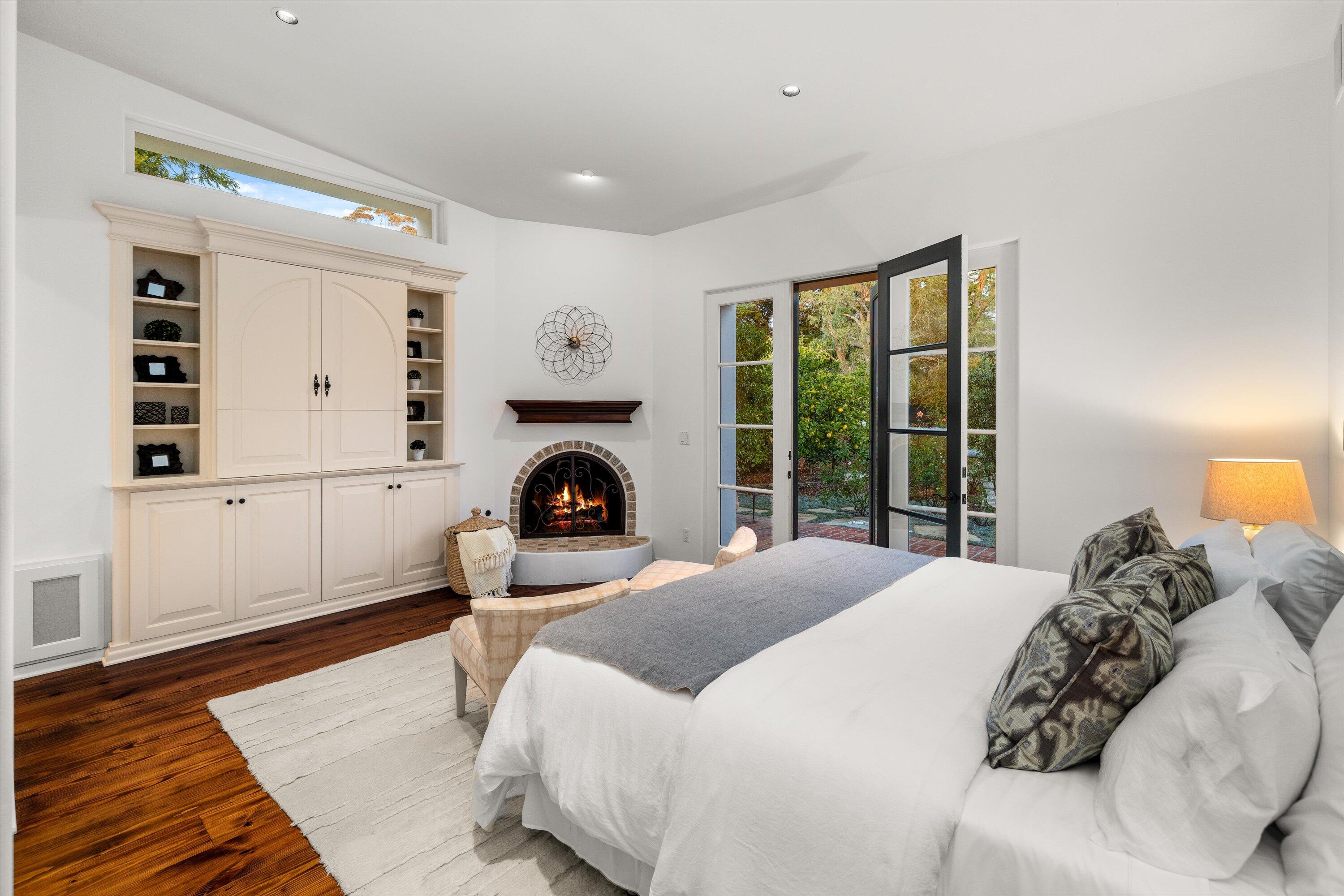 Santa Barbara, California 93108, United States, 2 Bedrooms Bedrooms, ,3 BathroomsBathrooms,Residential,Active,155317