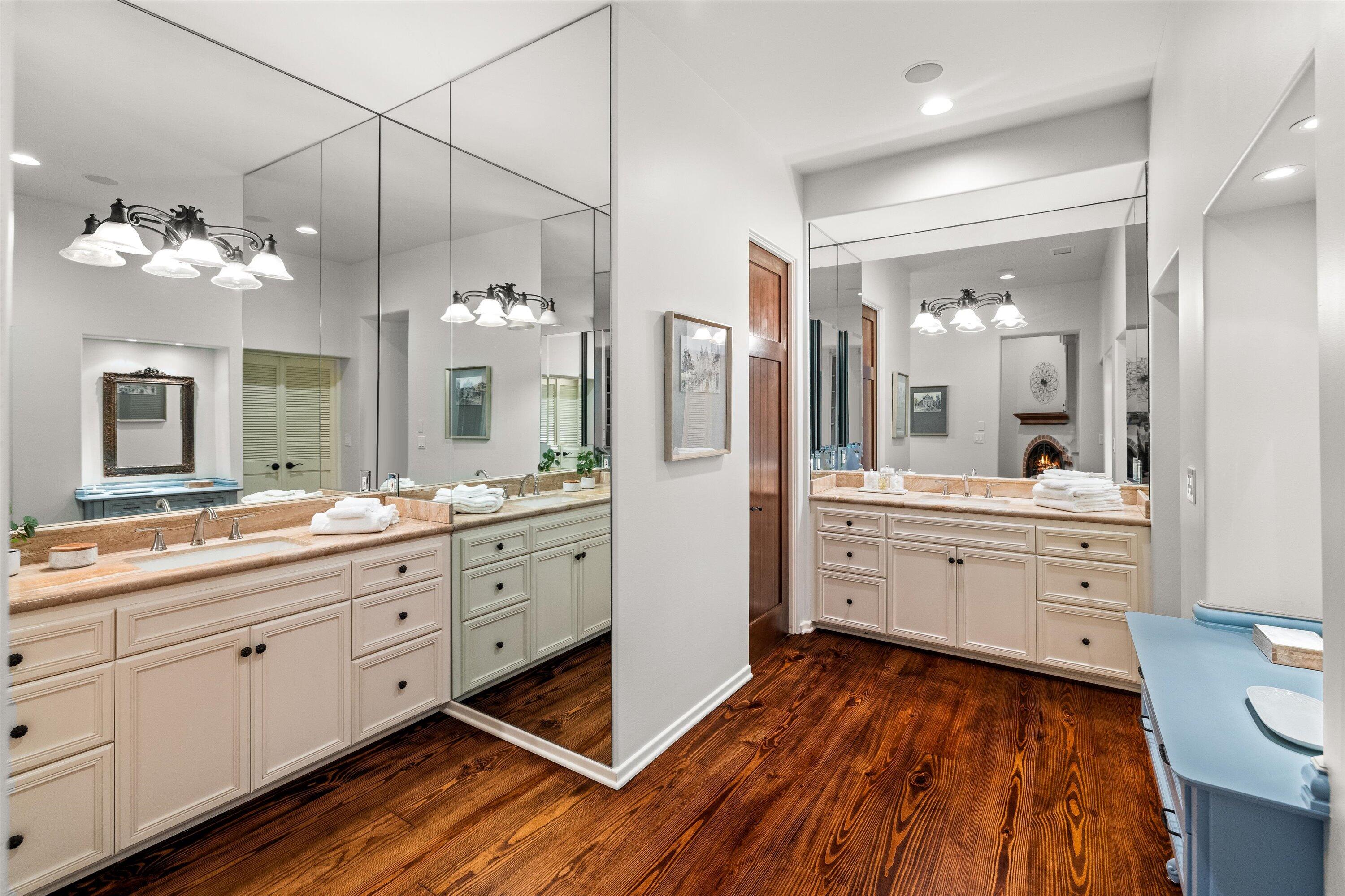 Santa Barbara, California 93108, United States, 2 Bedrooms Bedrooms, ,3 BathroomsBathrooms,Residential,Active,155317