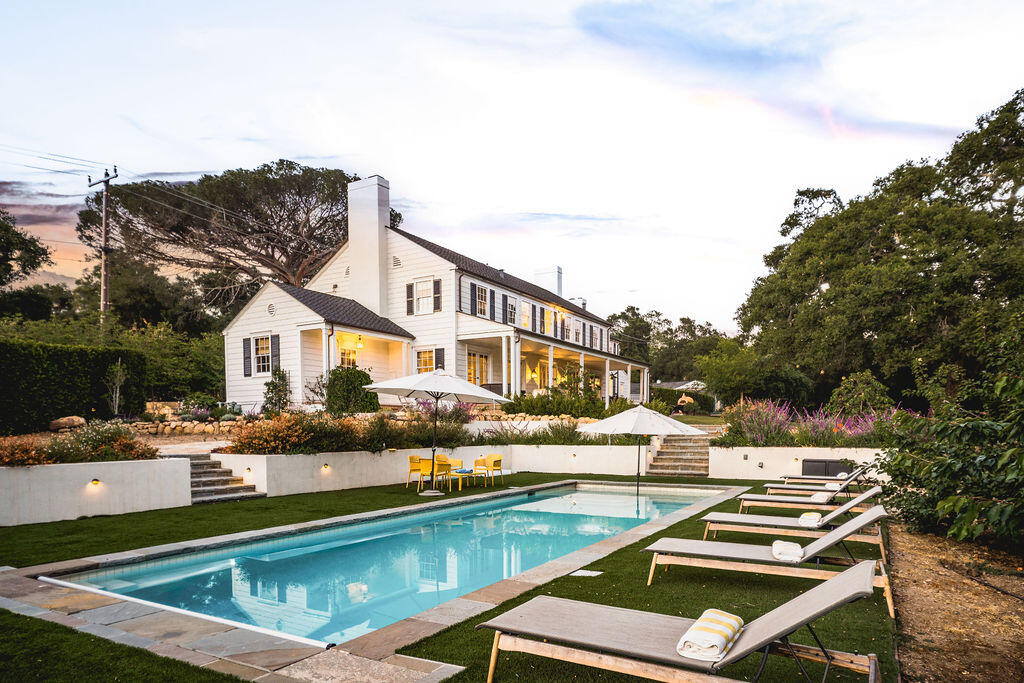 Santa Barbara, California 93105, United States, 5 Bedrooms Bedrooms, ,4 BathroomsBathrooms,Residential,Active,153908