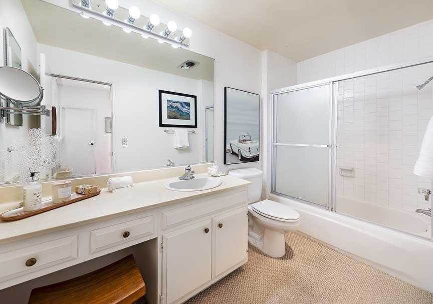 Montecito, California 93108, United States, 2 Bedrooms Bedrooms, ,2 BathroomsBathrooms,Residential,Active,237960