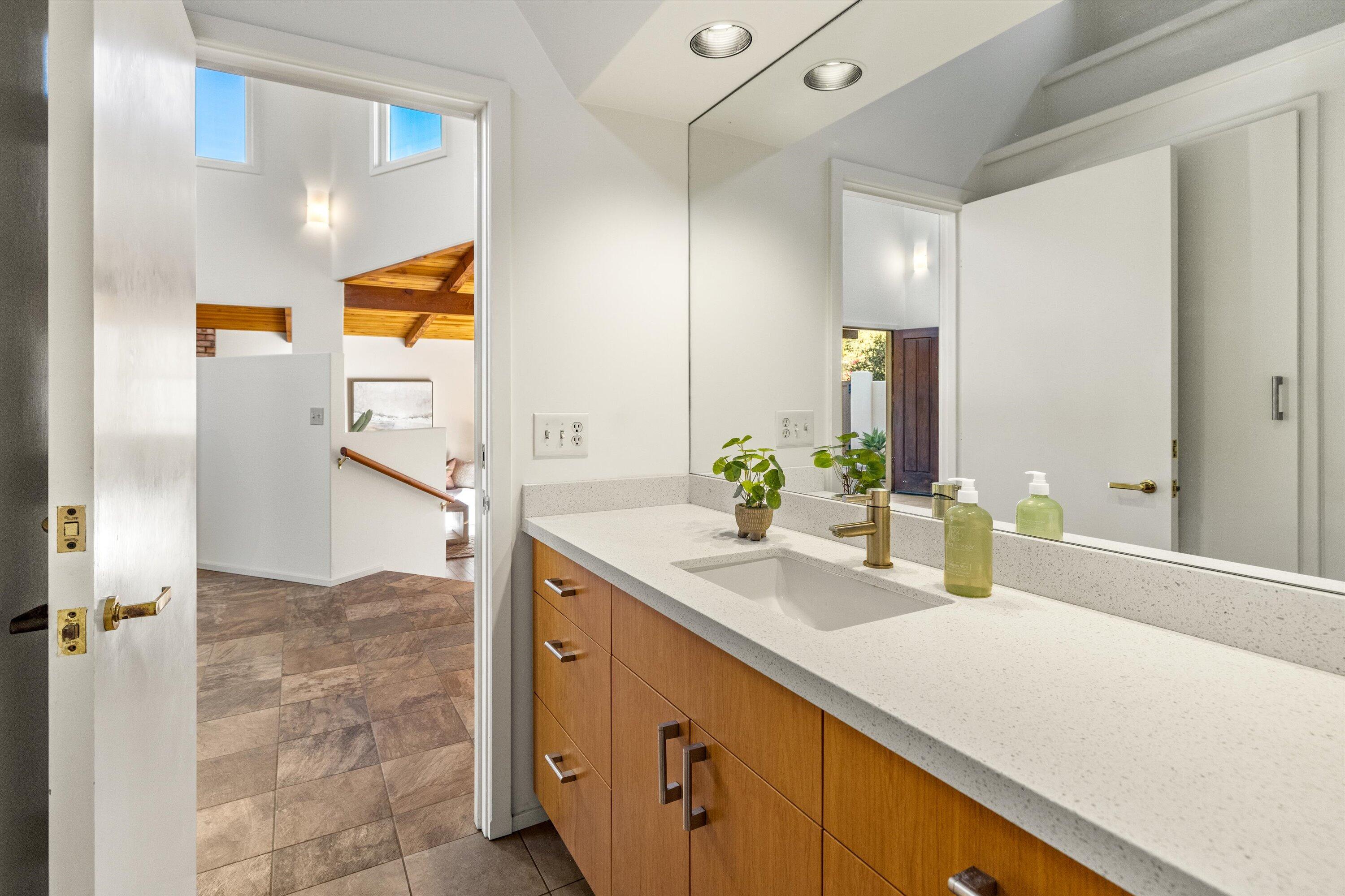 Santa Barbara, California 93103, United States, 4 Bedrooms Bedrooms, ,4 BathroomsBathrooms,Residential,Active,130649