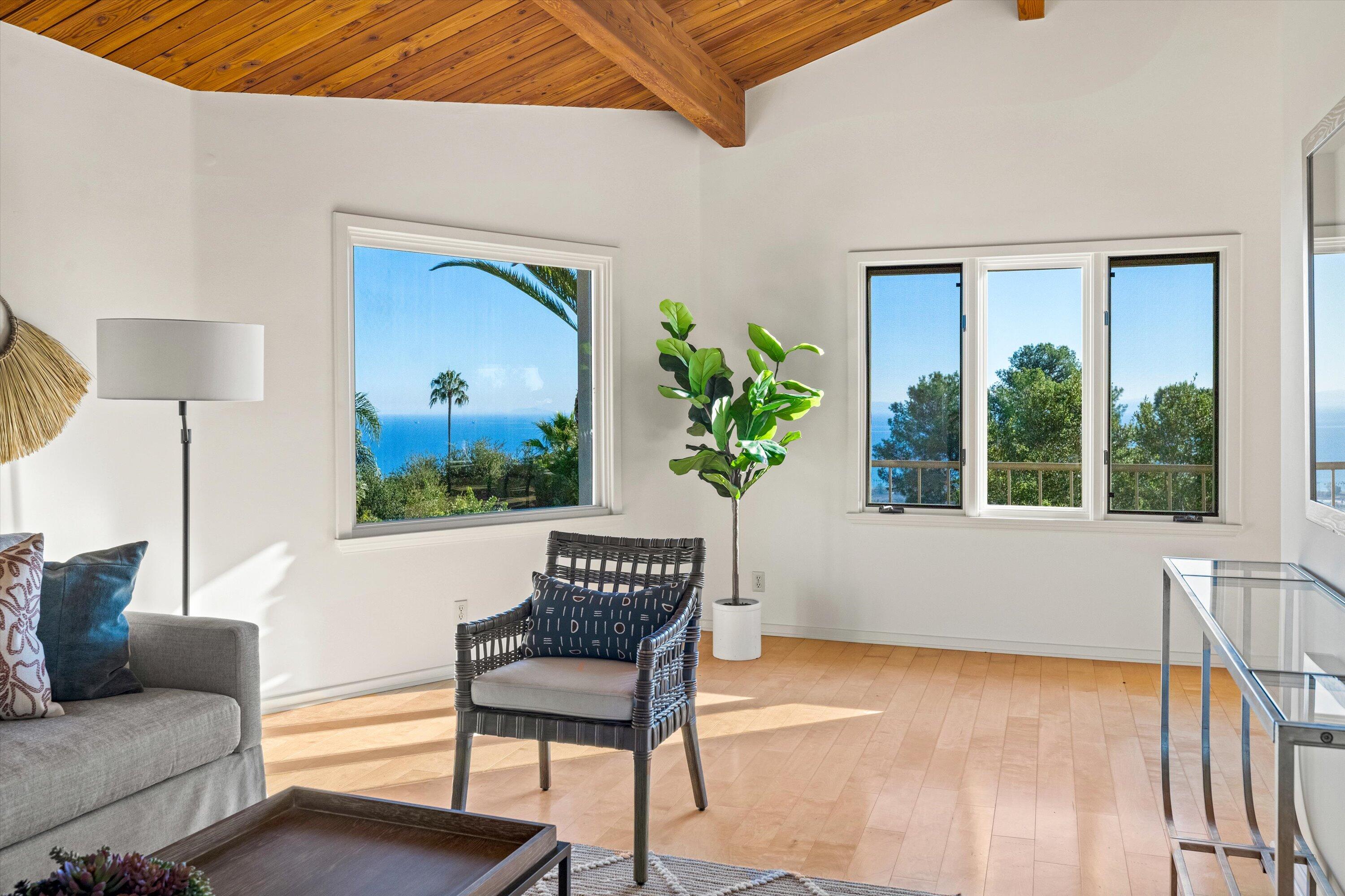 Santa Barbara, California 93103, United States, 4 Bedrooms Bedrooms, ,4 BathroomsBathrooms,Residential,Active,130649