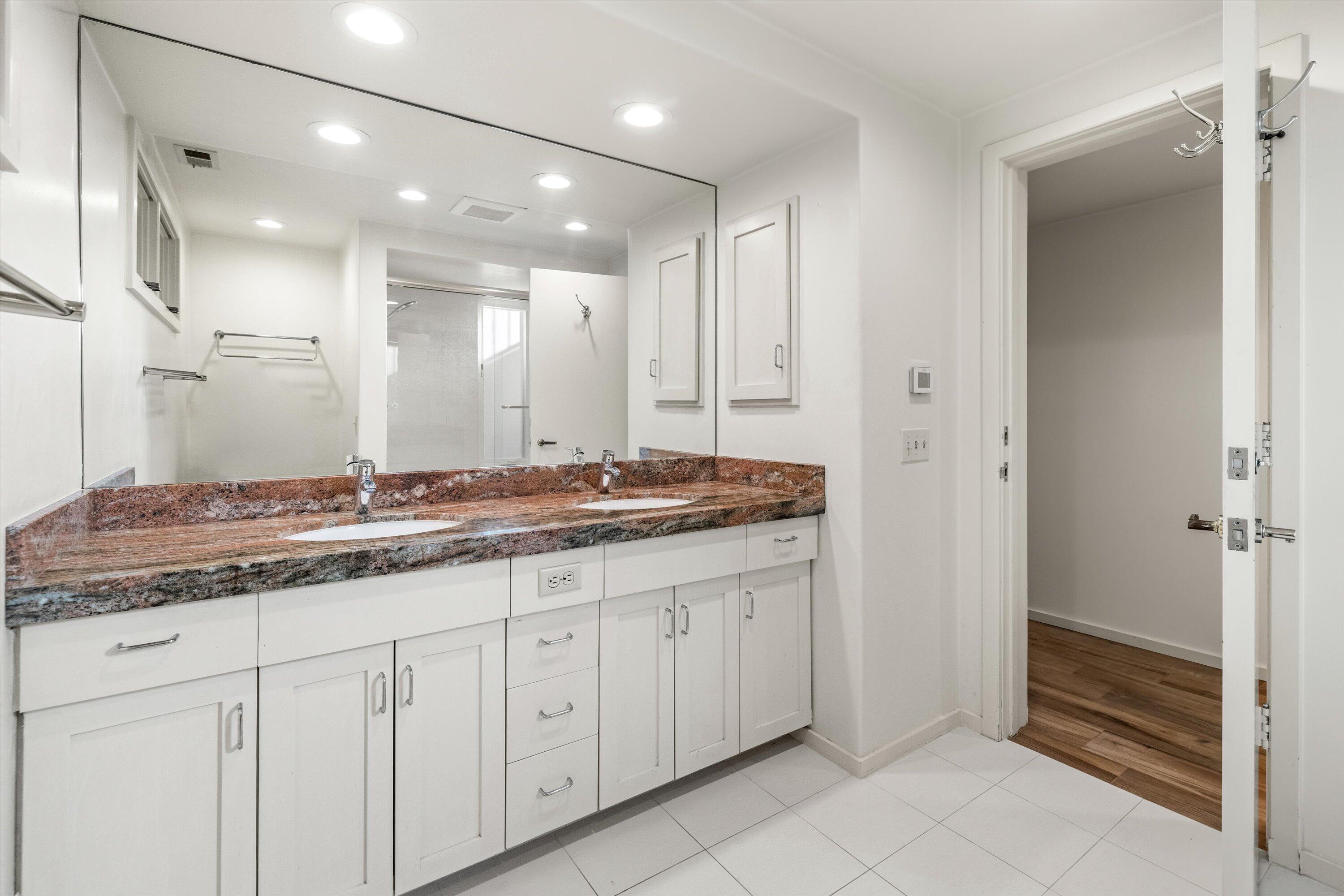 Santa Barbara, California 93103, United States, 4 Bedrooms Bedrooms, ,4 BathroomsBathrooms,Residential,Active,130649