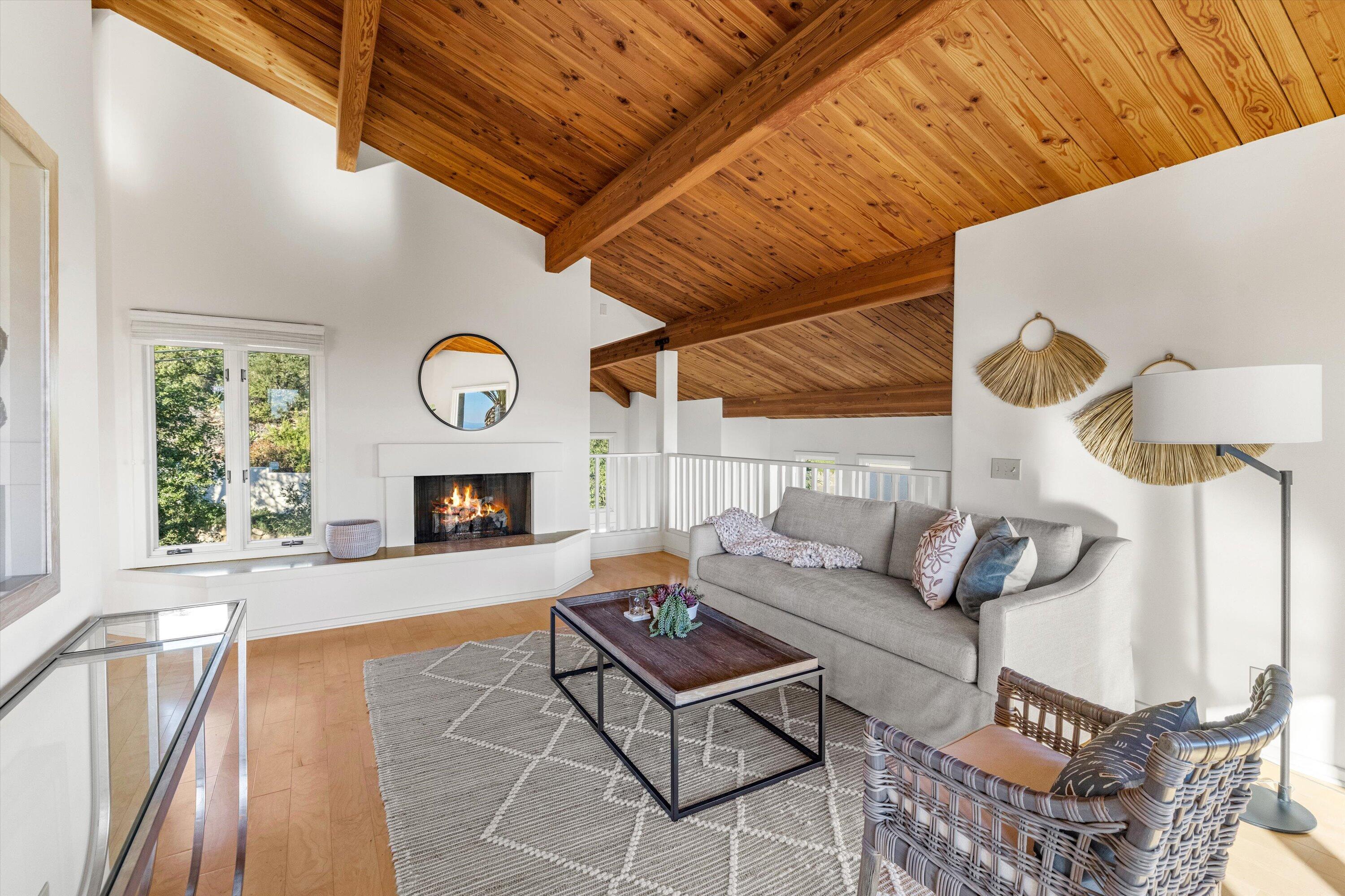 Santa Barbara, California 93103, United States, 4 Bedrooms Bedrooms, ,4 BathroomsBathrooms,Residential,Active,130649