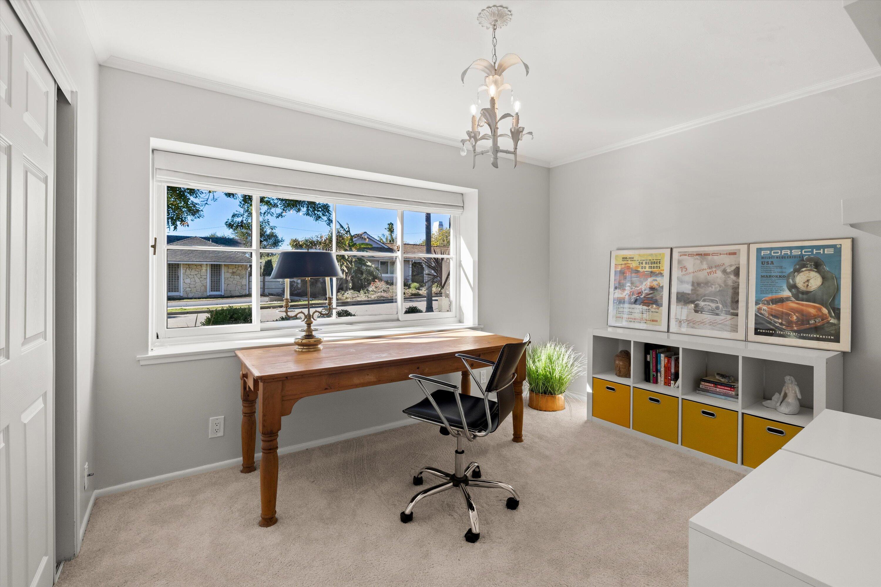 Santa Barbara, California 93109, United States, 5 Bedrooms Bedrooms, ,2 BathroomsBathrooms,Residential,Pending,77096