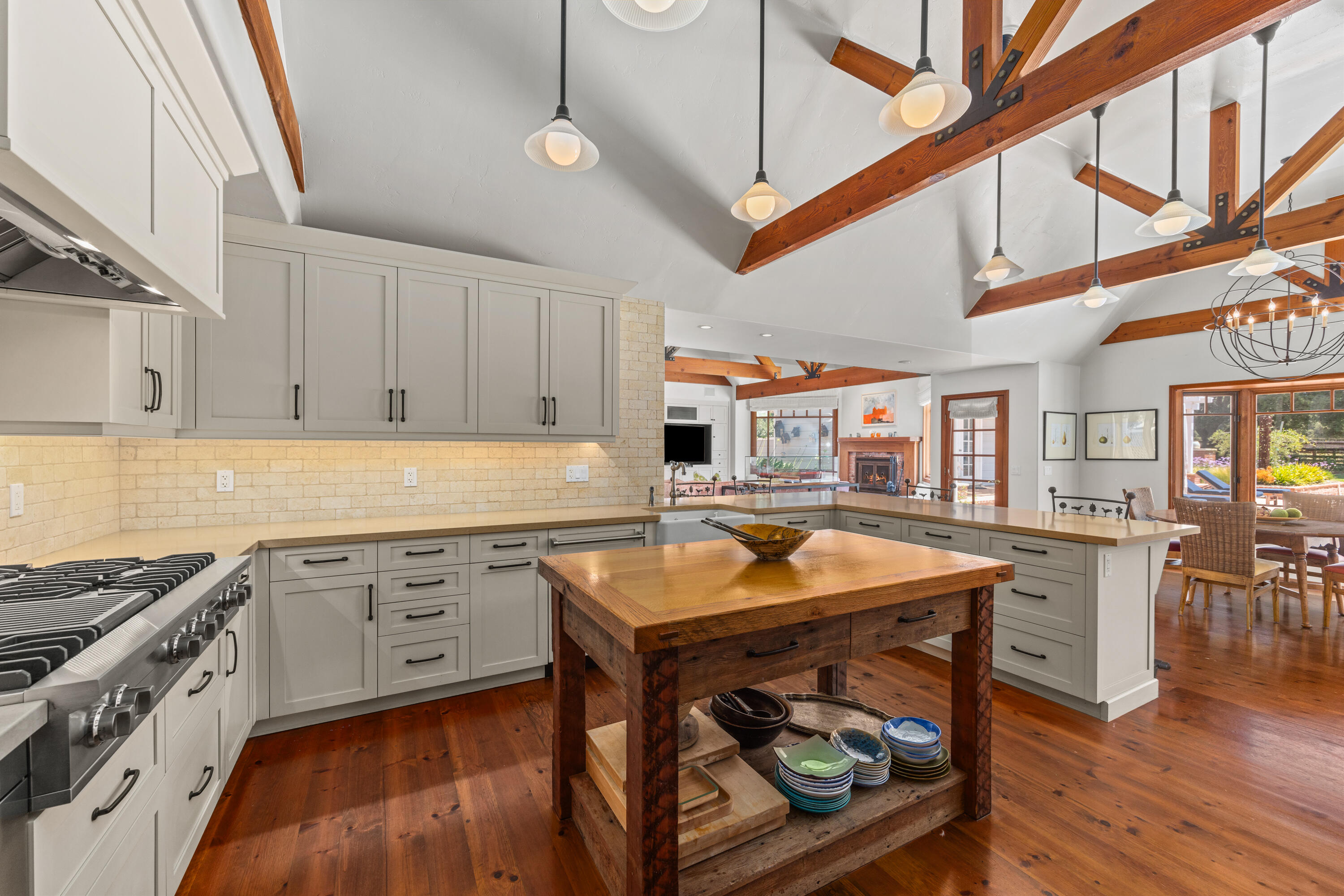 Solvang, California 93463, United States, 5 Bedrooms Bedrooms, ,4 BathroomsBathrooms,Residential,Active,165660