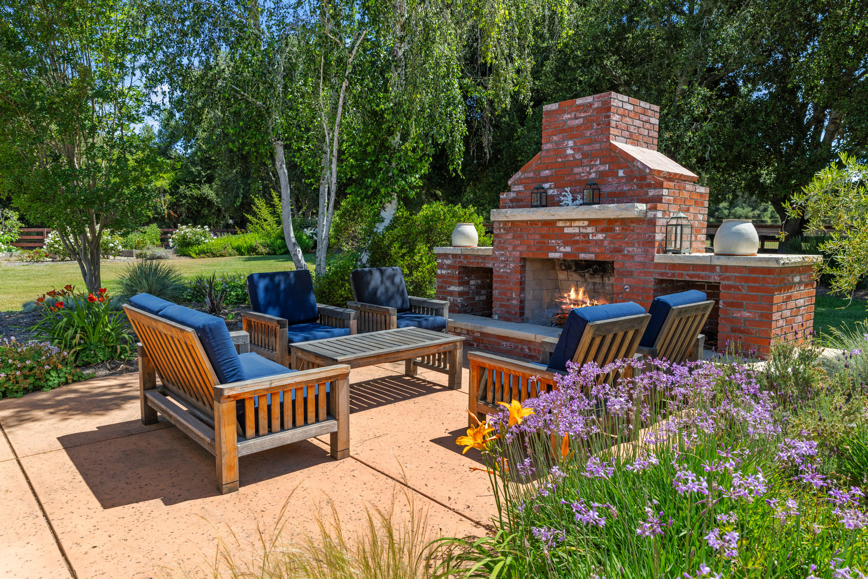 Solvang, California 93463, United States, 5 Bedrooms Bedrooms, ,4 BathroomsBathrooms,Residential,Active,165660