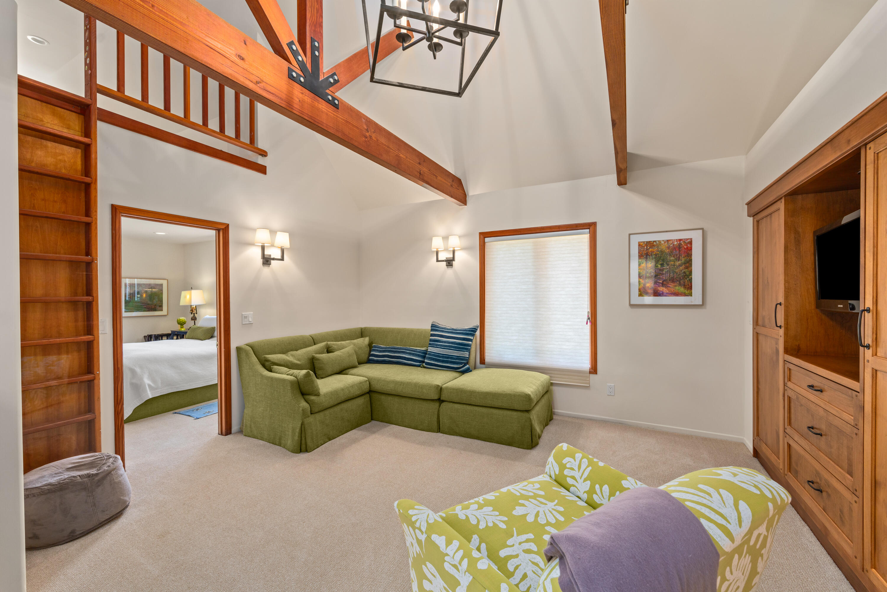 Solvang, California 93463, United States, 5 Bedrooms Bedrooms, ,4 BathroomsBathrooms,Residential,Active,165660