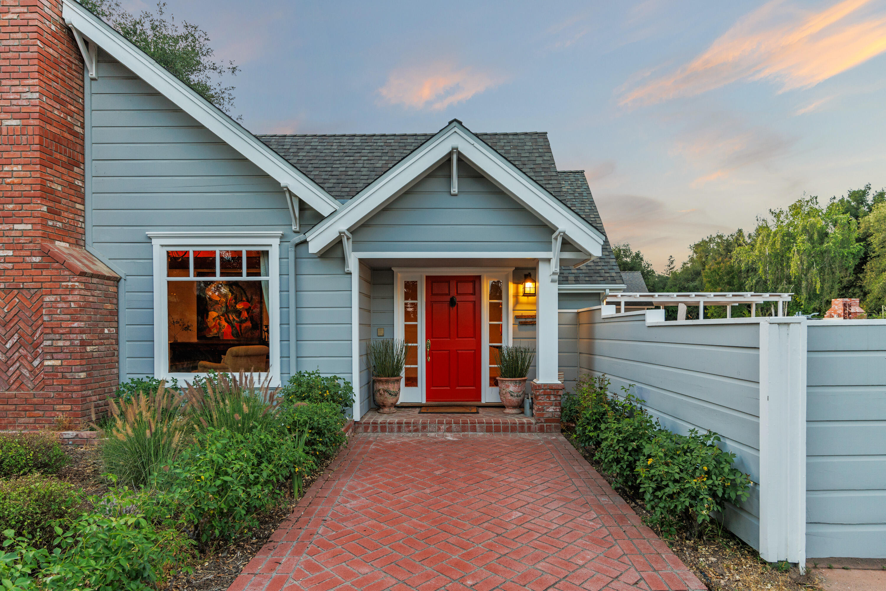 Solvang, California 93463, United States, 5 Bedrooms Bedrooms, ,4 BathroomsBathrooms,Residential,Active,165660
