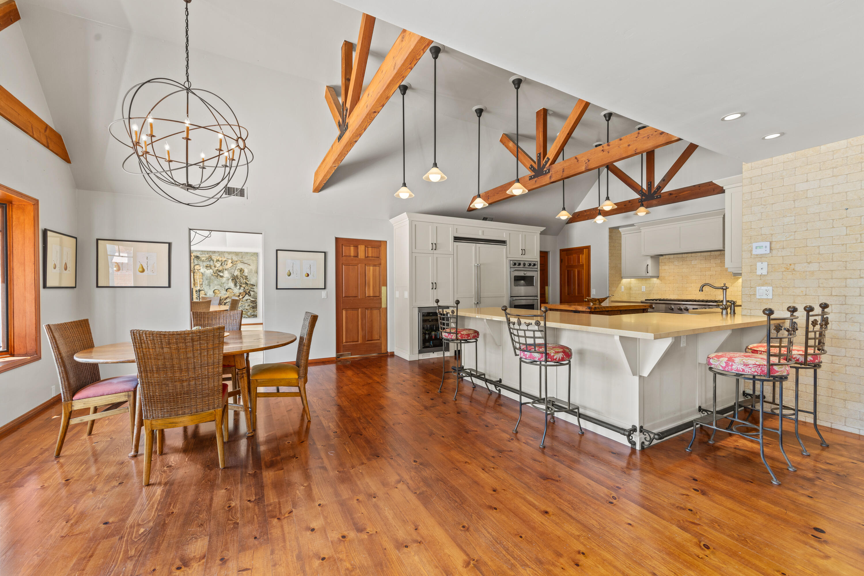 Solvang, California 93463, United States, 5 Bedrooms Bedrooms, ,4 BathroomsBathrooms,Residential,Active,165660