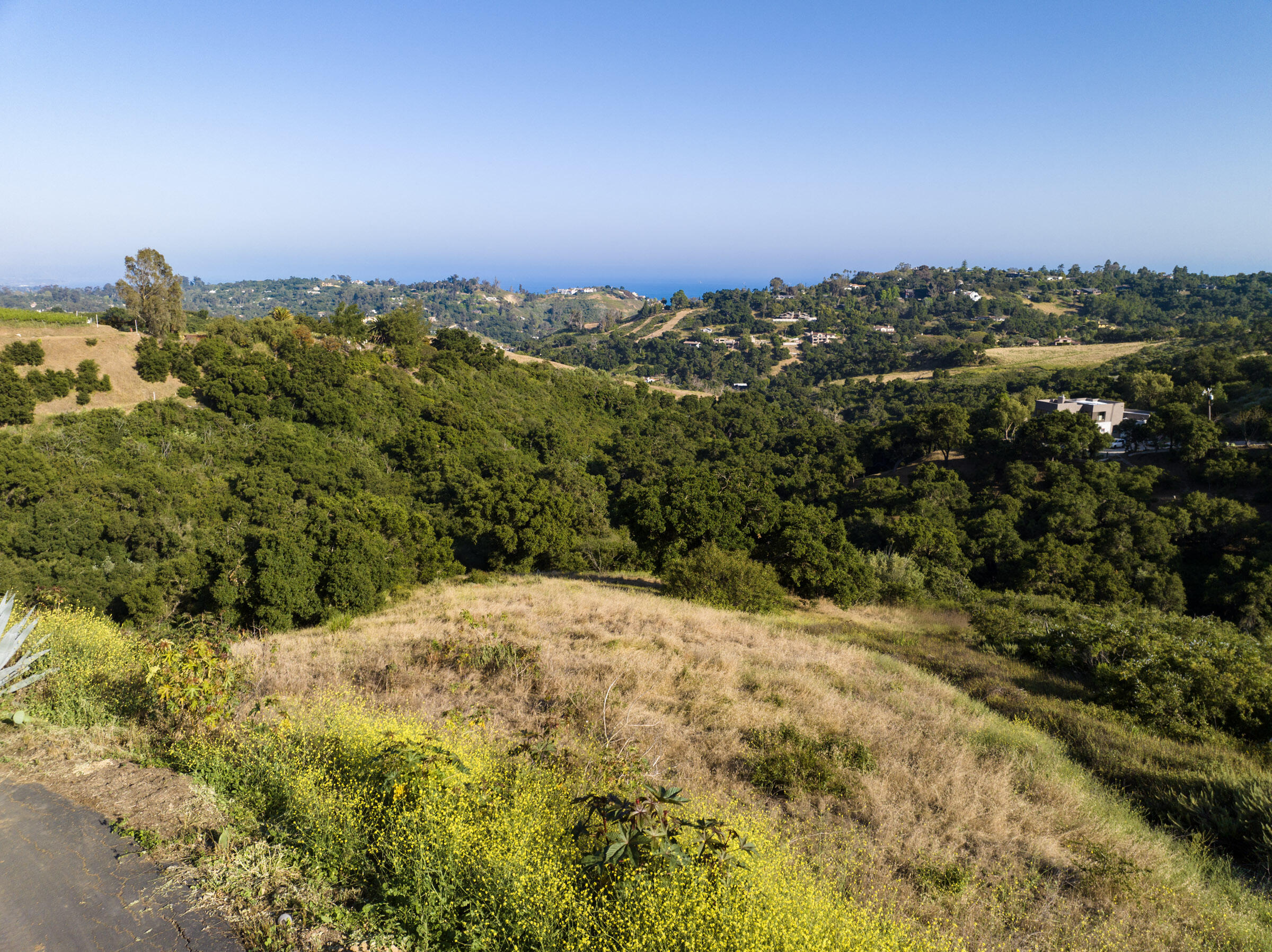 930 W Mountain Drive